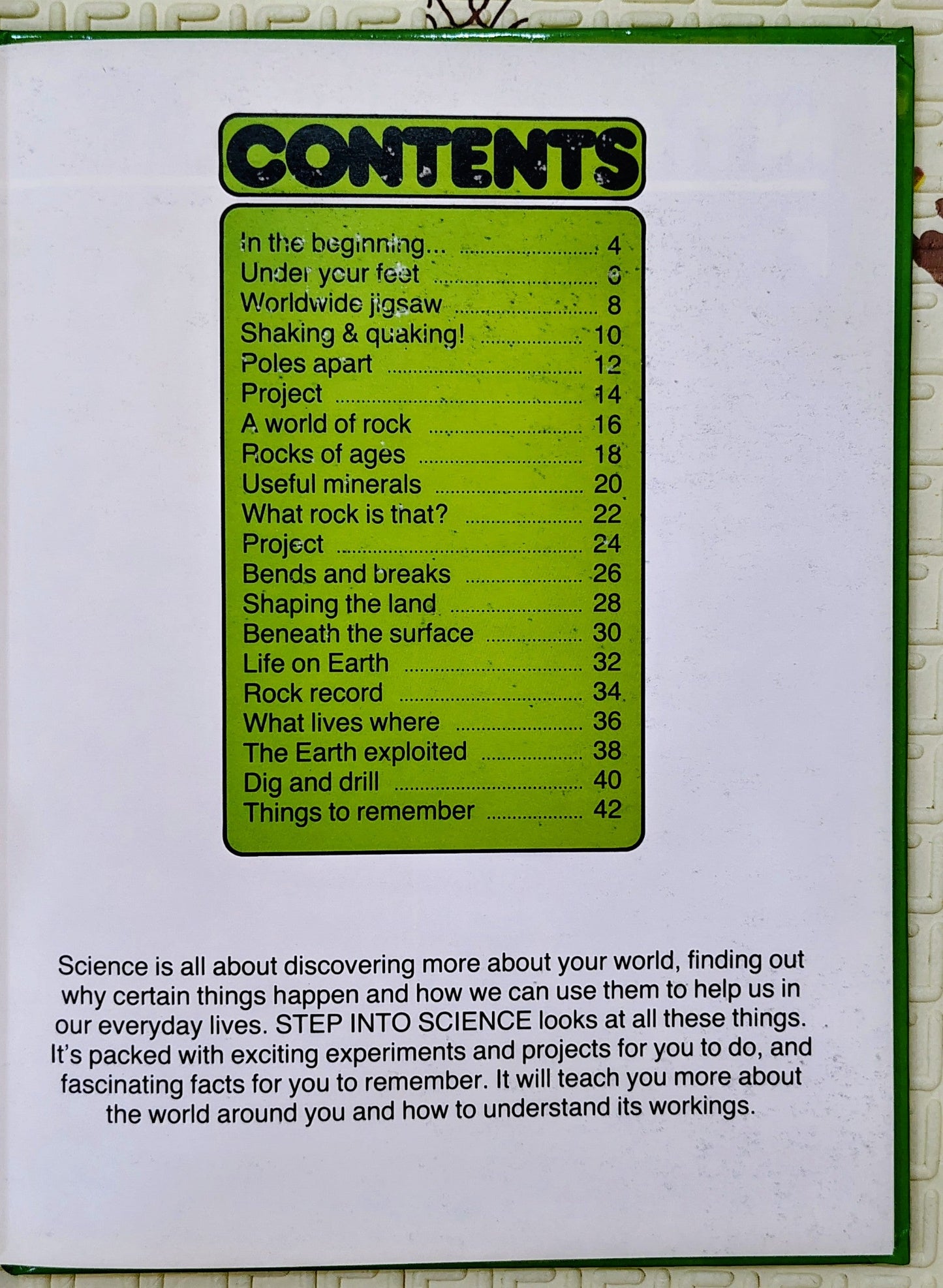 The Earth (Step Into Science) by Steve Parker | Illustrated by David Parr
