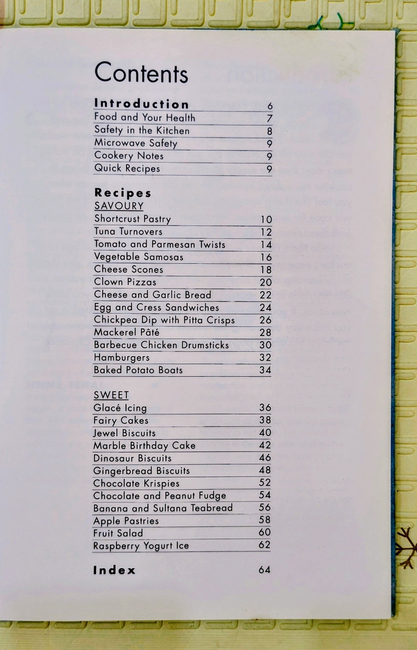 Good Housekeeping Kids' Cook Book by Janet Smith