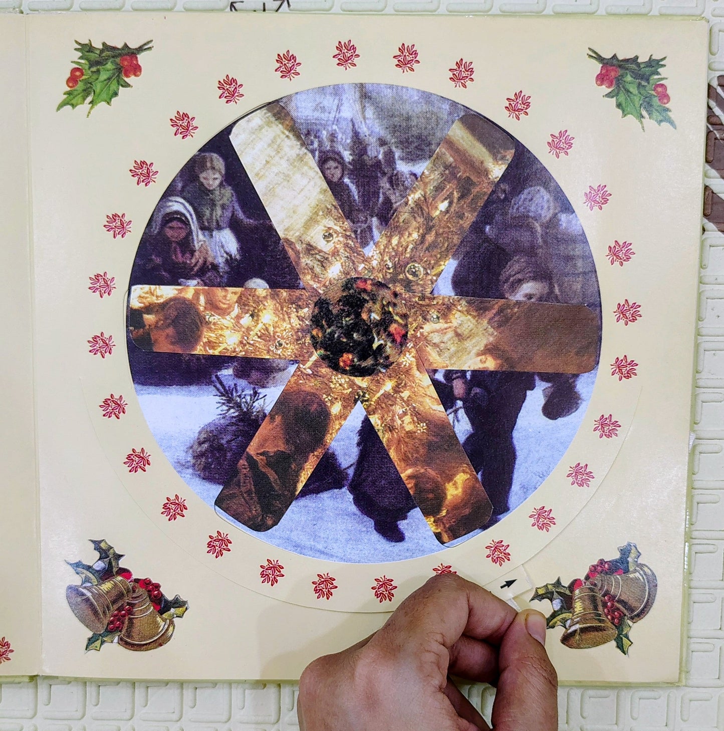 Christmas Long Ago | A changing Picture Book