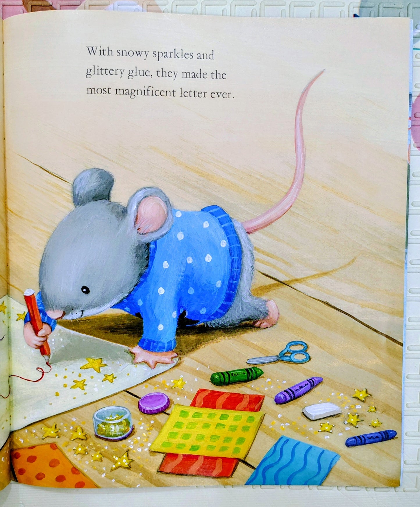 When Granny Saved Christmas by Julia Hubery | Little Tiger