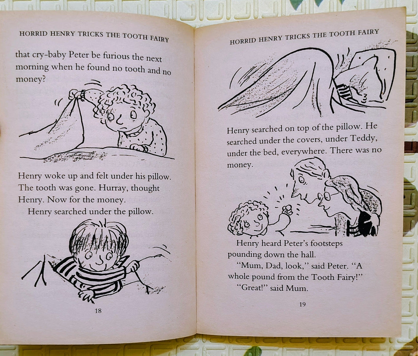 Horrid Henry Tricks the Tooth Fairy by Francesca Simon