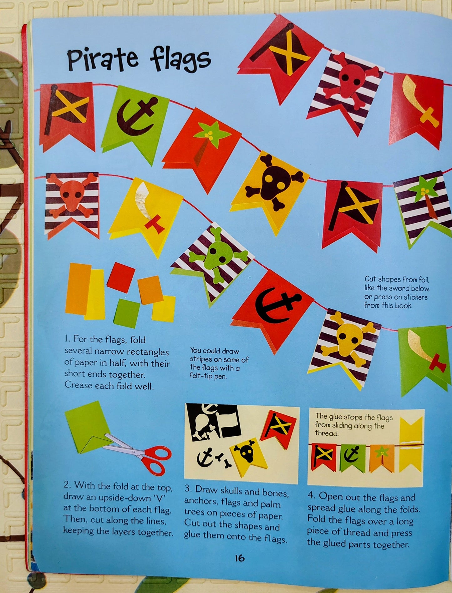 Pirate things to make and do by Usborne