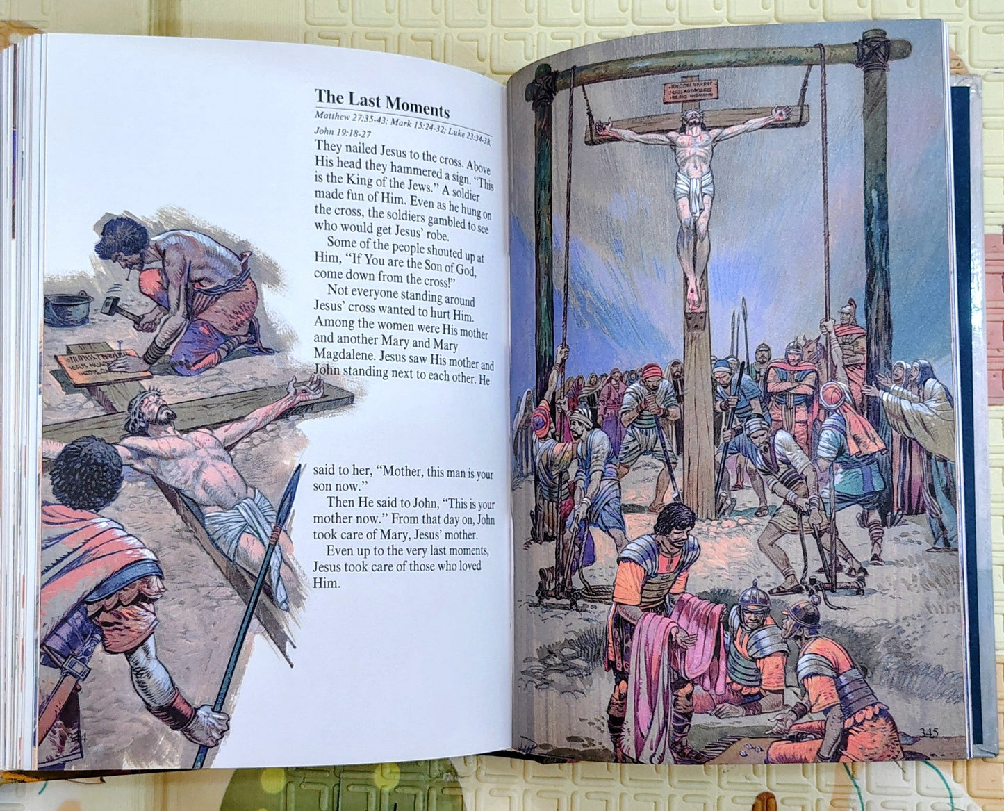 The Children's Bible by Anne de Graaf