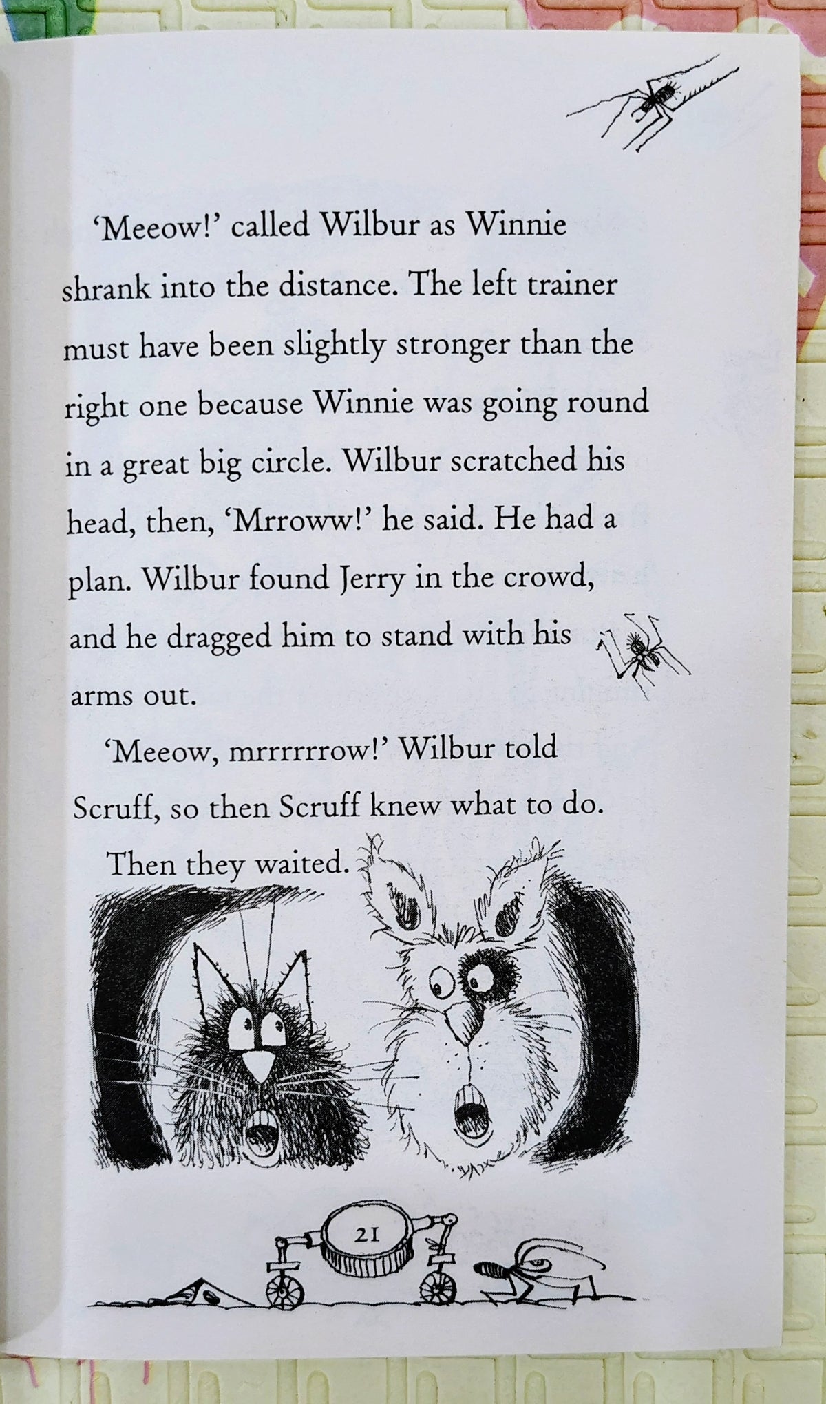 Winnie on Patrol by Laura Owen and Korky Paul | Oxford