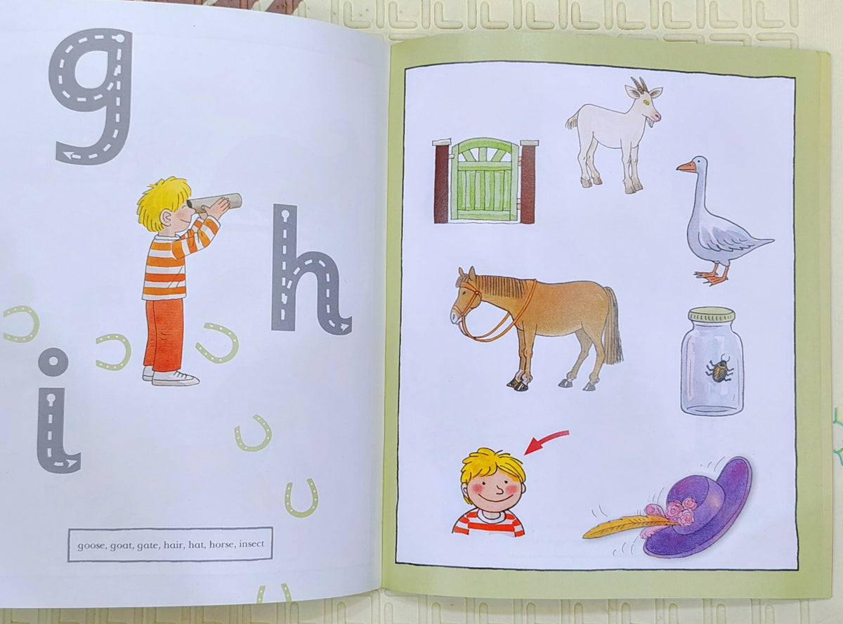 Kipper's Alphabet I Spy by Roderick Hunt and Alex Brychta | Oxford Level 1