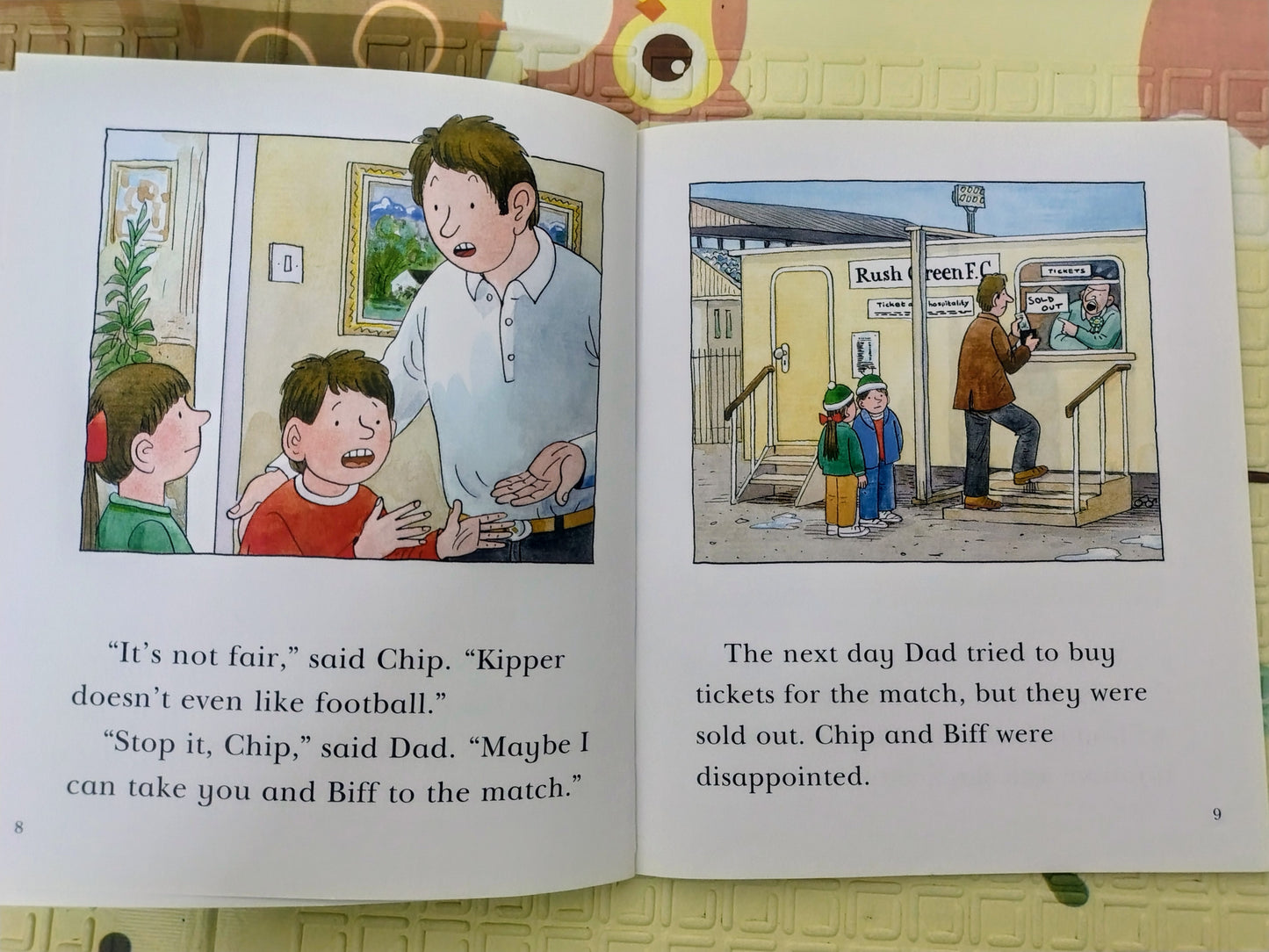 Oxford Read at Home -At the Match( Level 4)