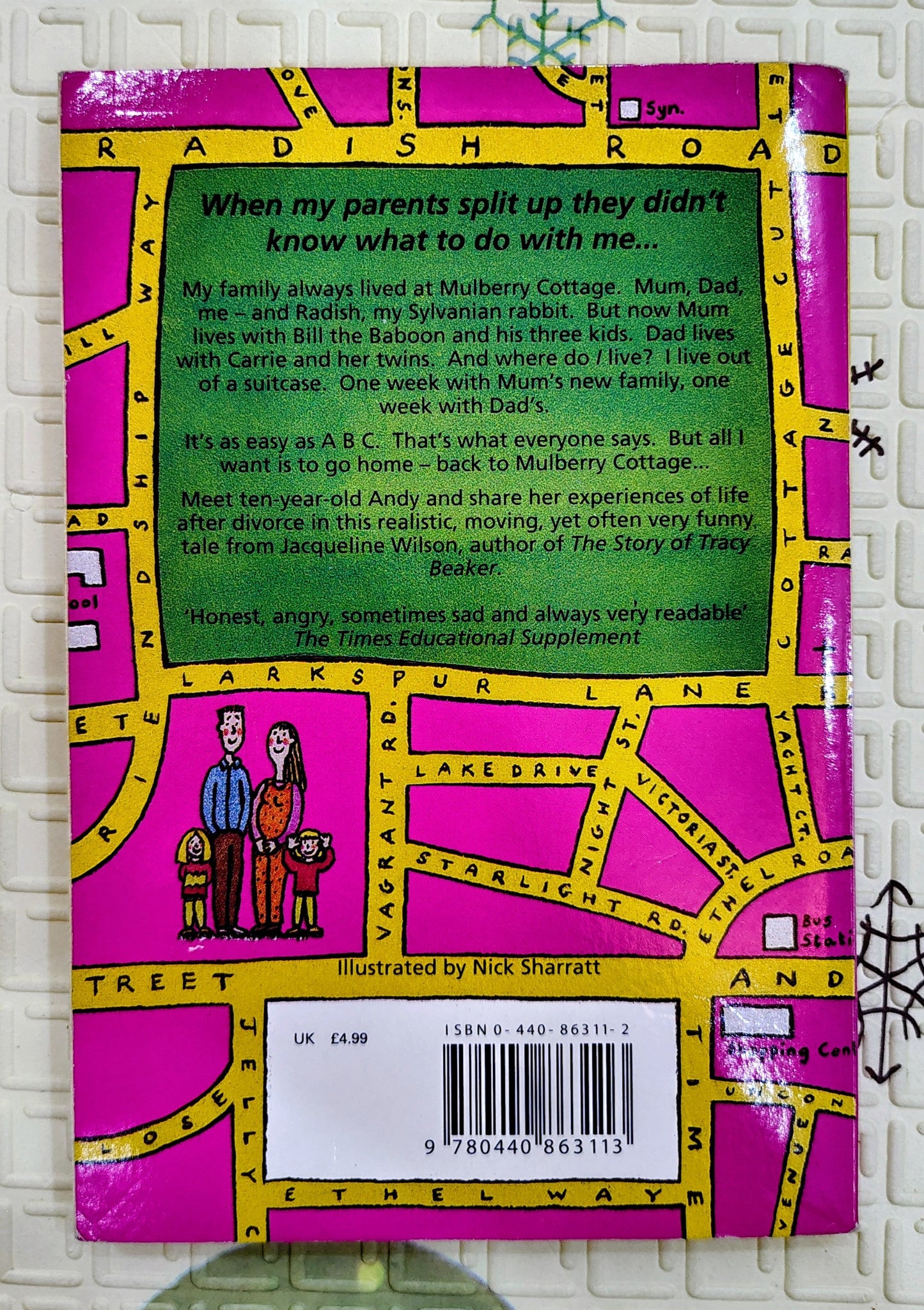 The Suitcase Kid by Jacqueline Wilson | Yearling | Contemporary Fiction
