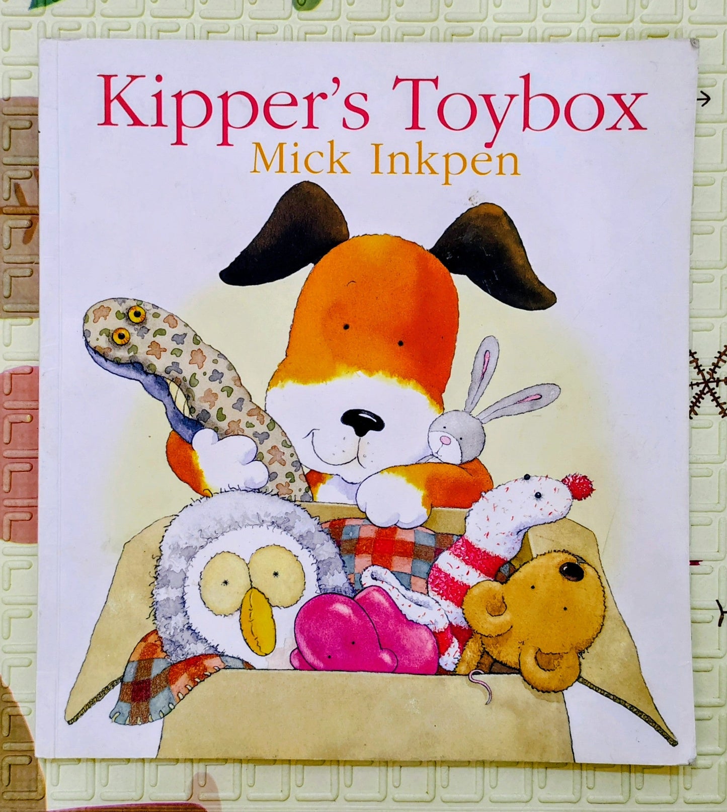 Kipper's Toybox by Mick Inkpen | Picture Book