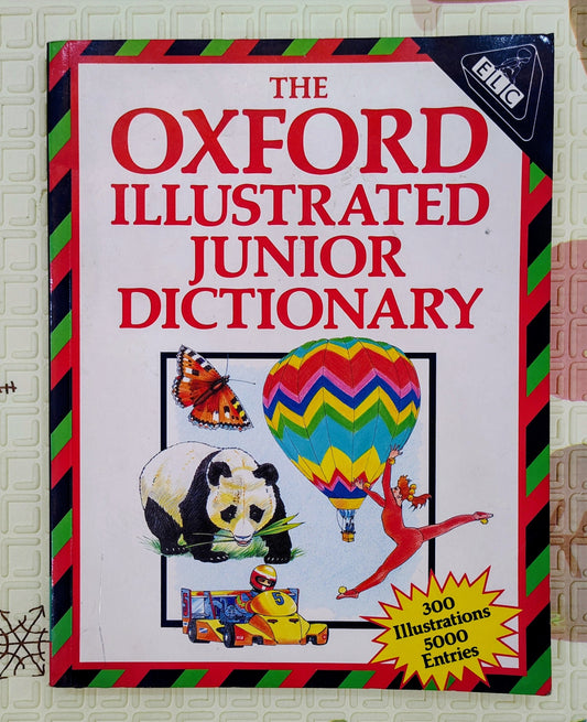 The Oxford Illustrated Junior Dictionary by Oxford | 500 entries