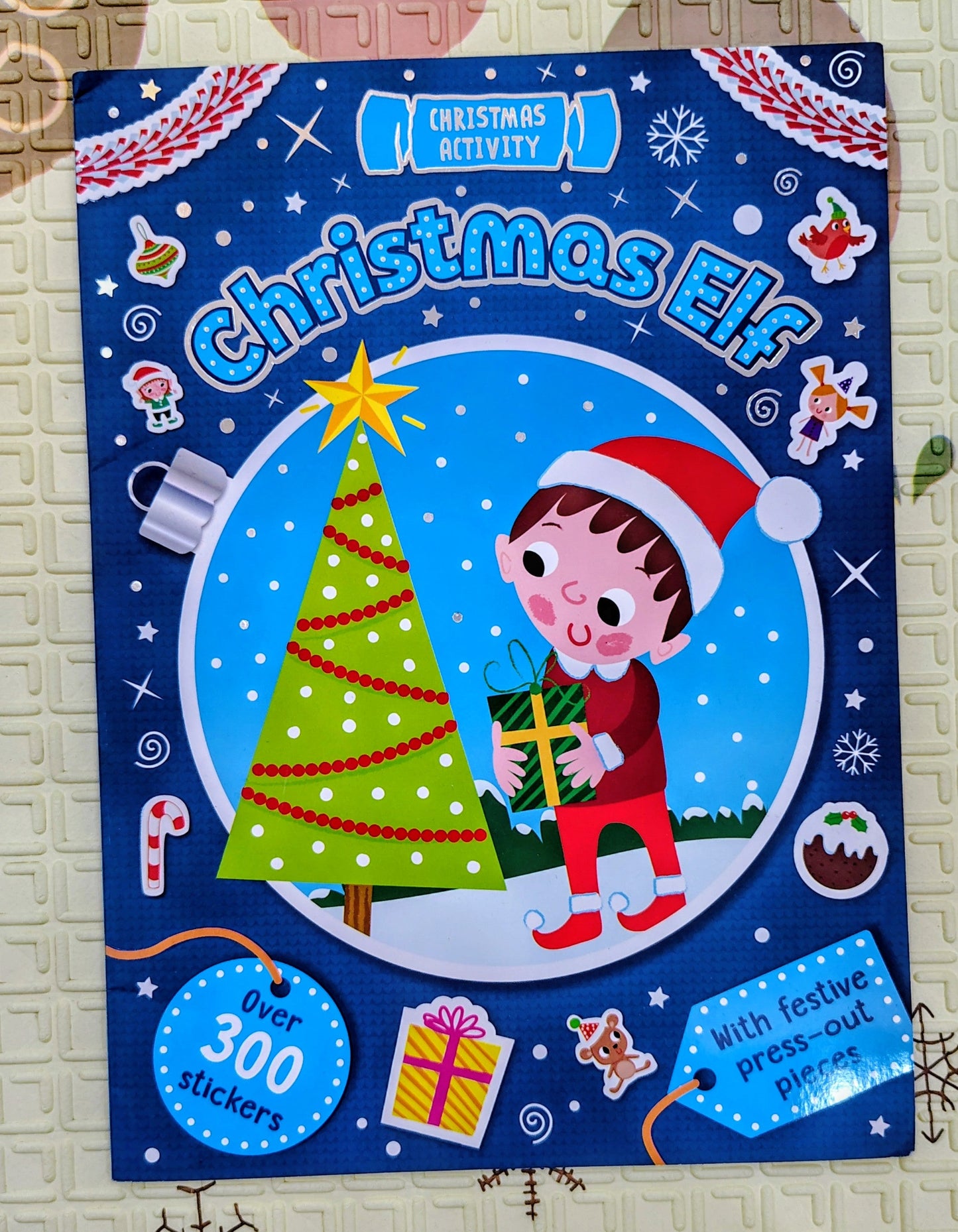 Christmas Elf | Make Believe Ideas | Activity Book