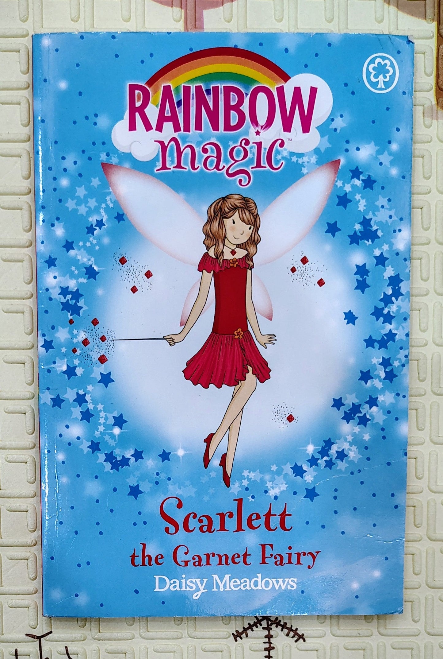 Rainbow Magic: Scarlett the Garnet Fairy by Daisy Meadows