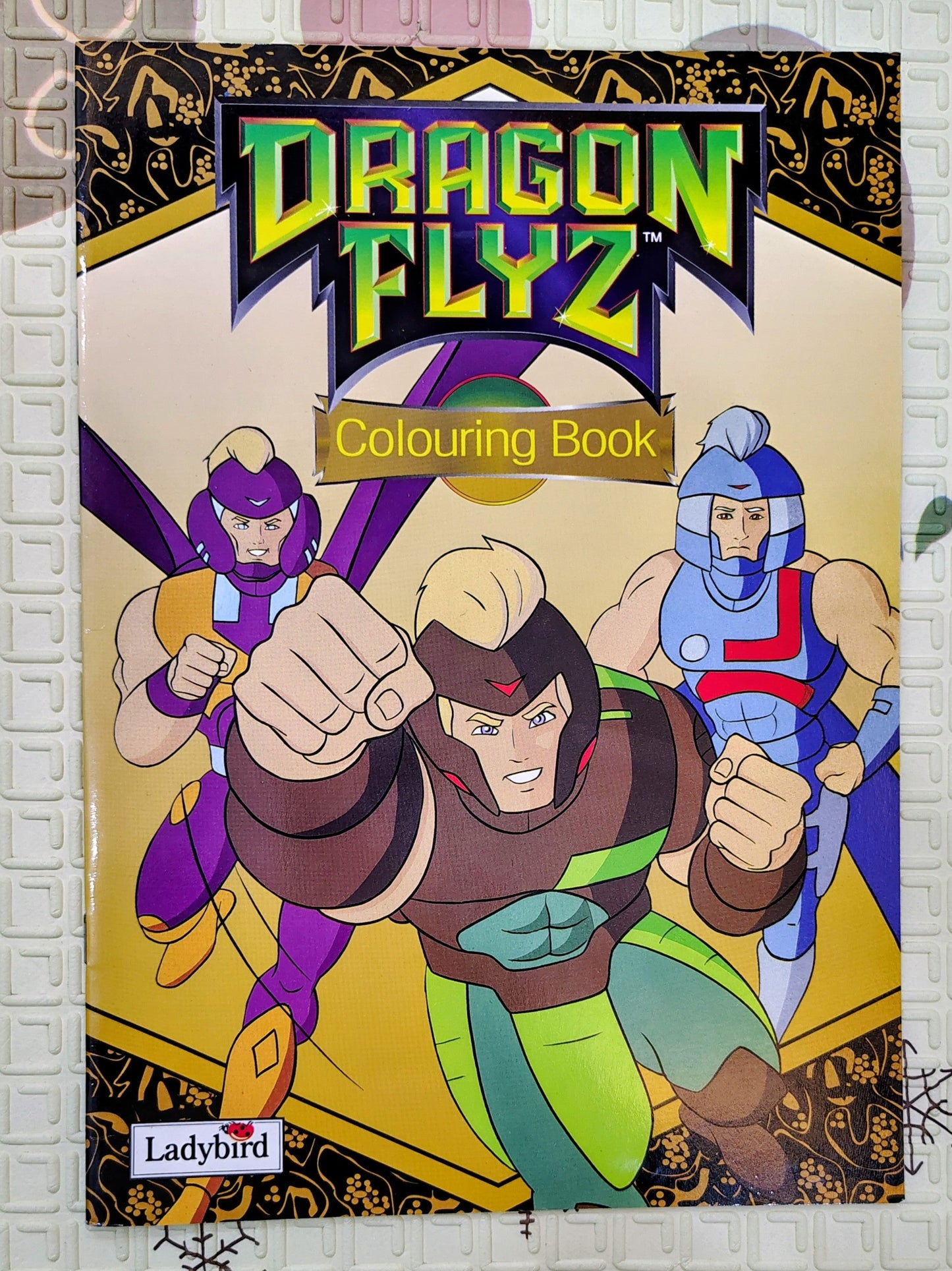 Dragon Flyz Colouring Book | Ladybird