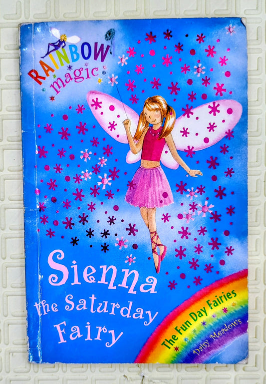 Sienna the Saturday Fairy by Daisy Meadows