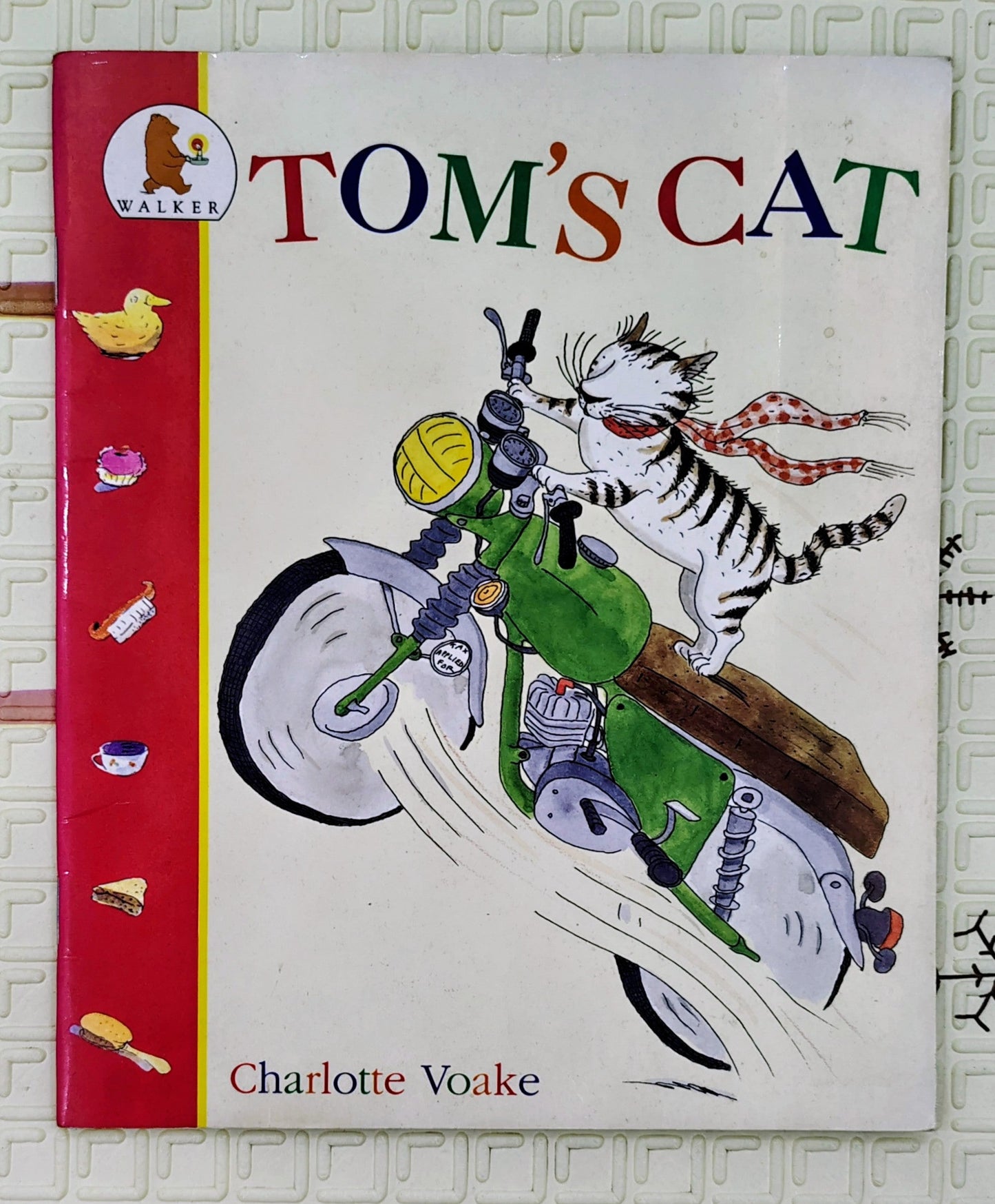 Tom's Cat by Charlotte Voake | Walker Books