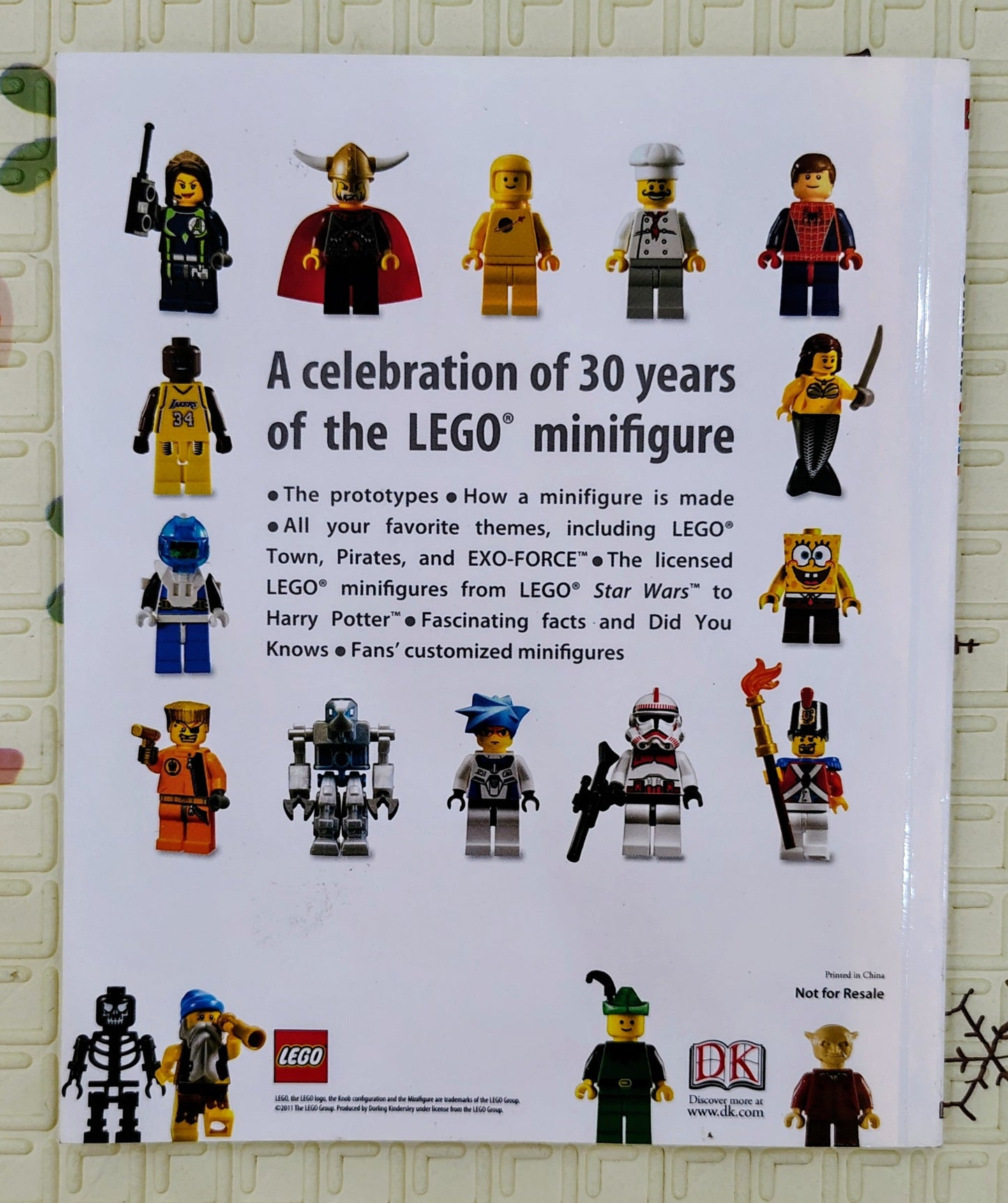 Standing Small: A Celebration of 30 Years of the LEGO Minifigure