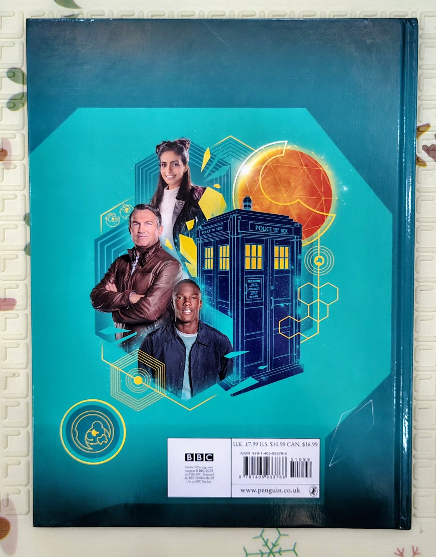 Doctor Who: The Official Annual 2019 | BBC Books