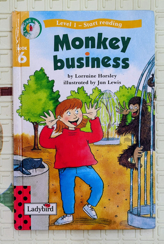 Monkey Business by Lorraine Horsley | Read with Ladybird Level 1