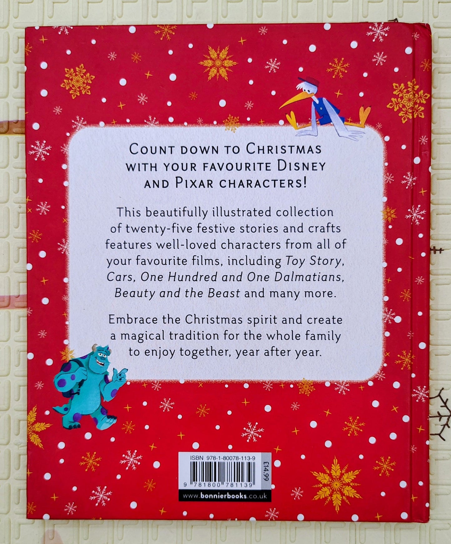 A Very Disney Christmas | 25 Disney Stories