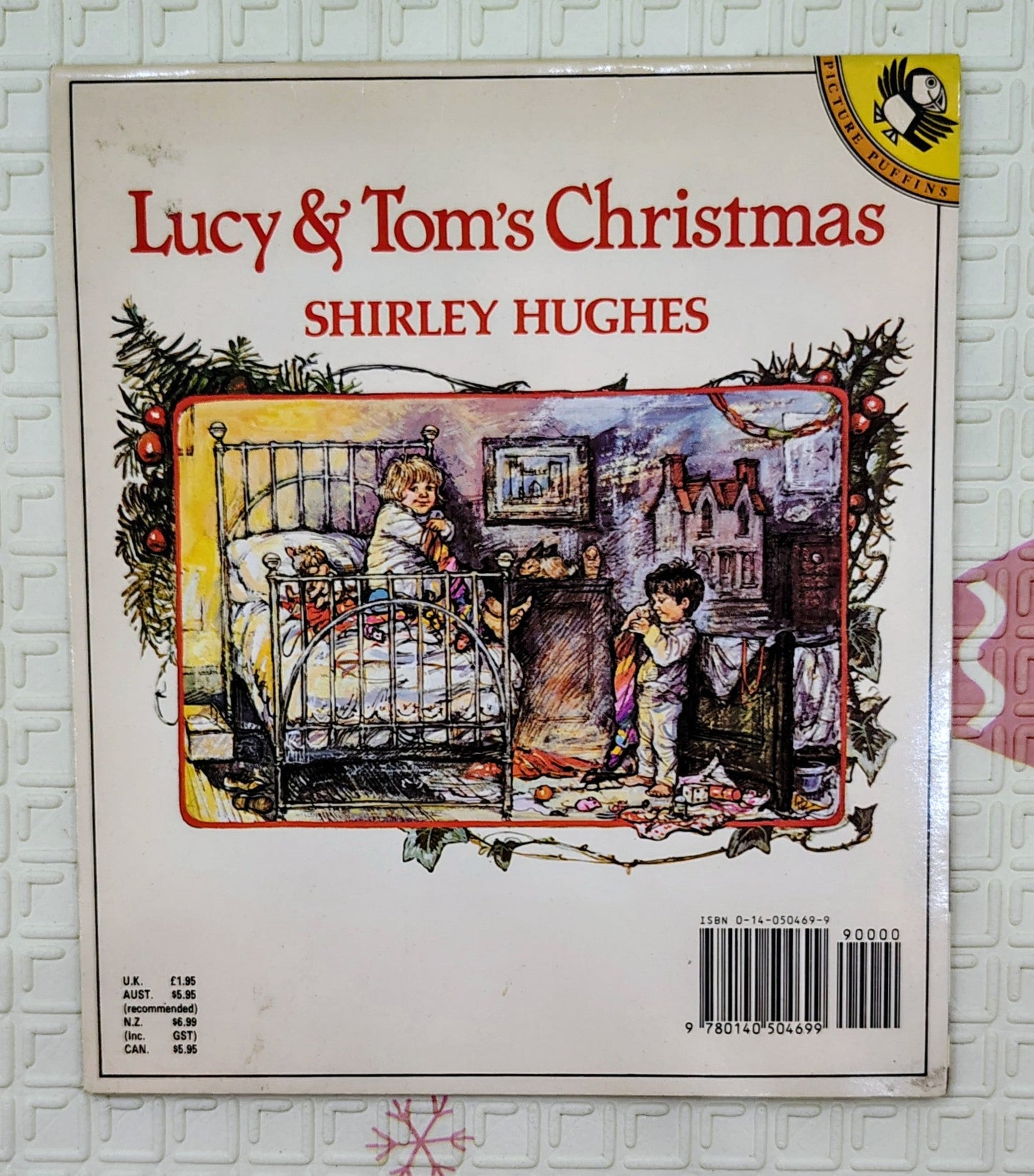 Lucy & Tom's Christmas by Shirley Hughes