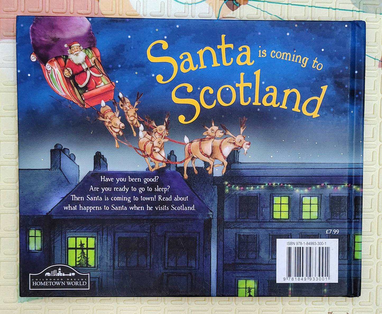 Santa is Coming to Scotland by Steve Smallman