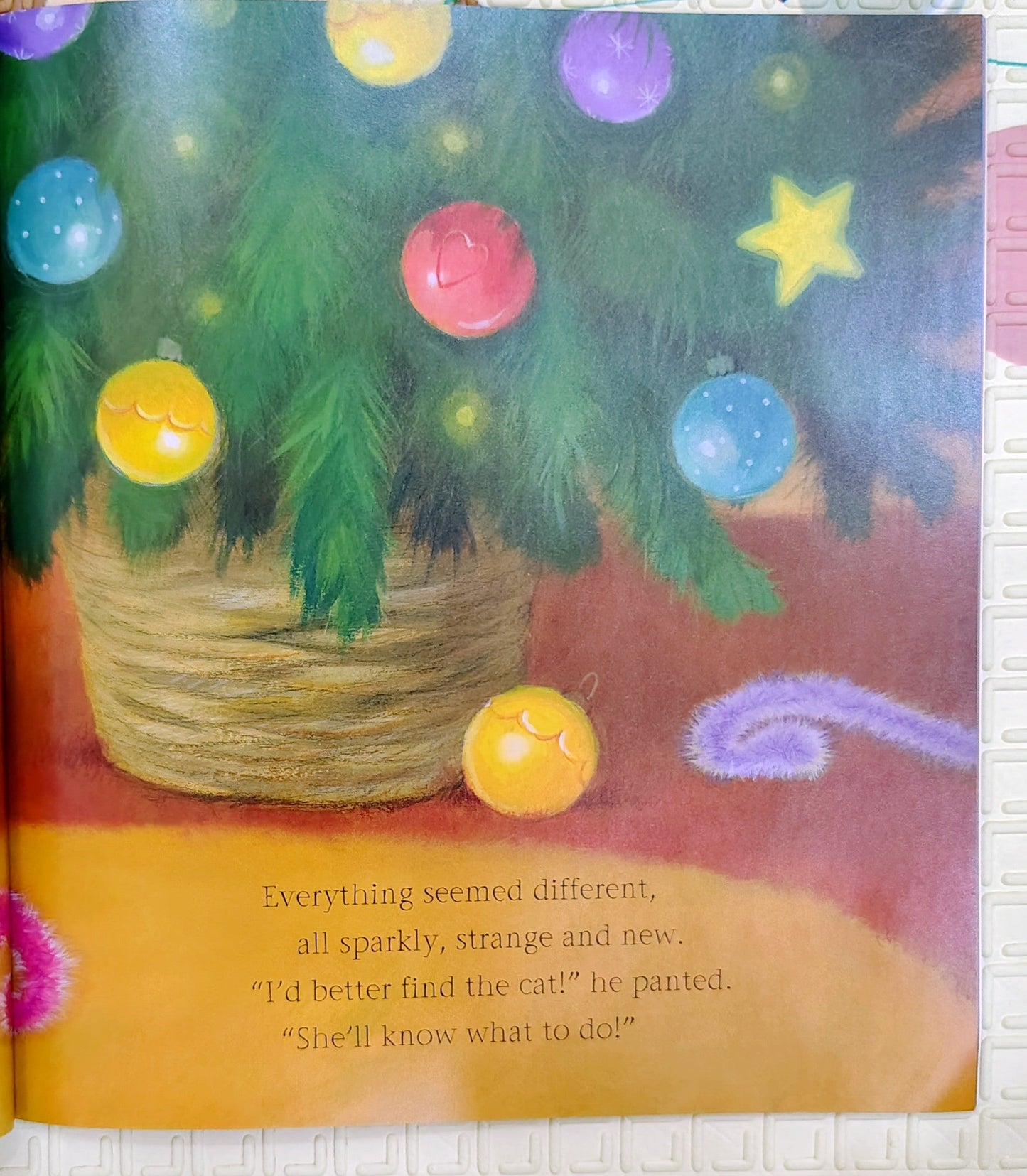 Puppy's First Christmas by Steve Smallman | Little Tiger