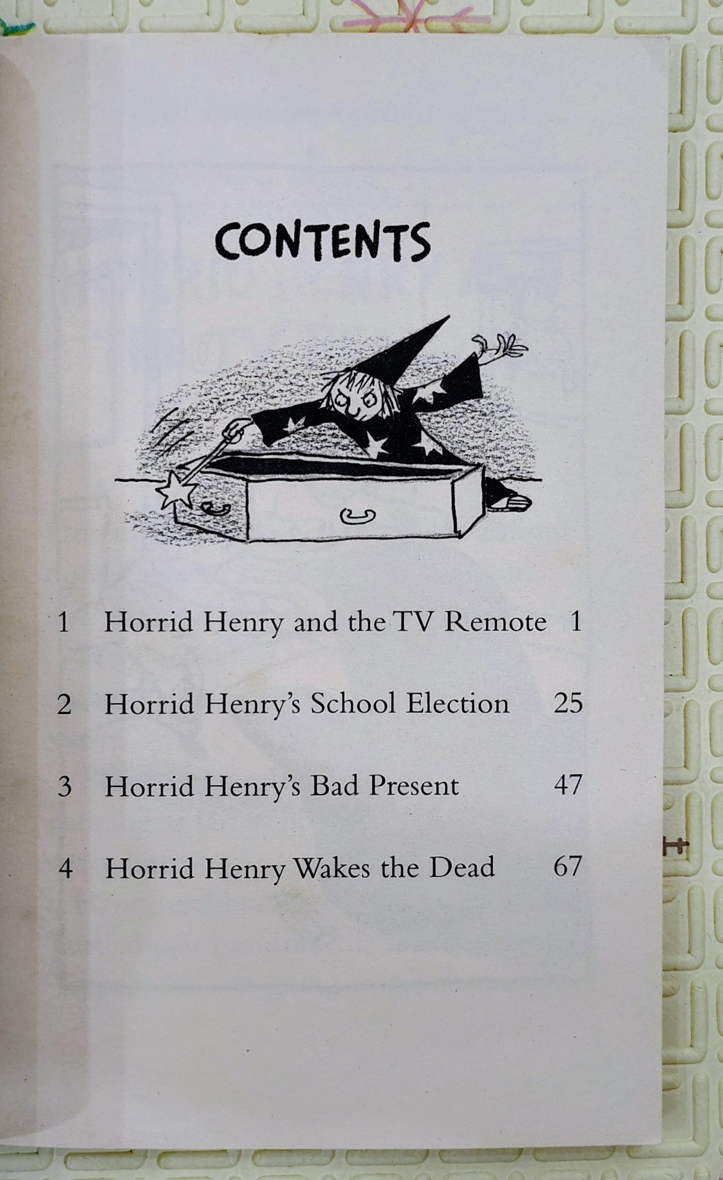 Horrid Henry Wakes the Dead by Francesca Simon