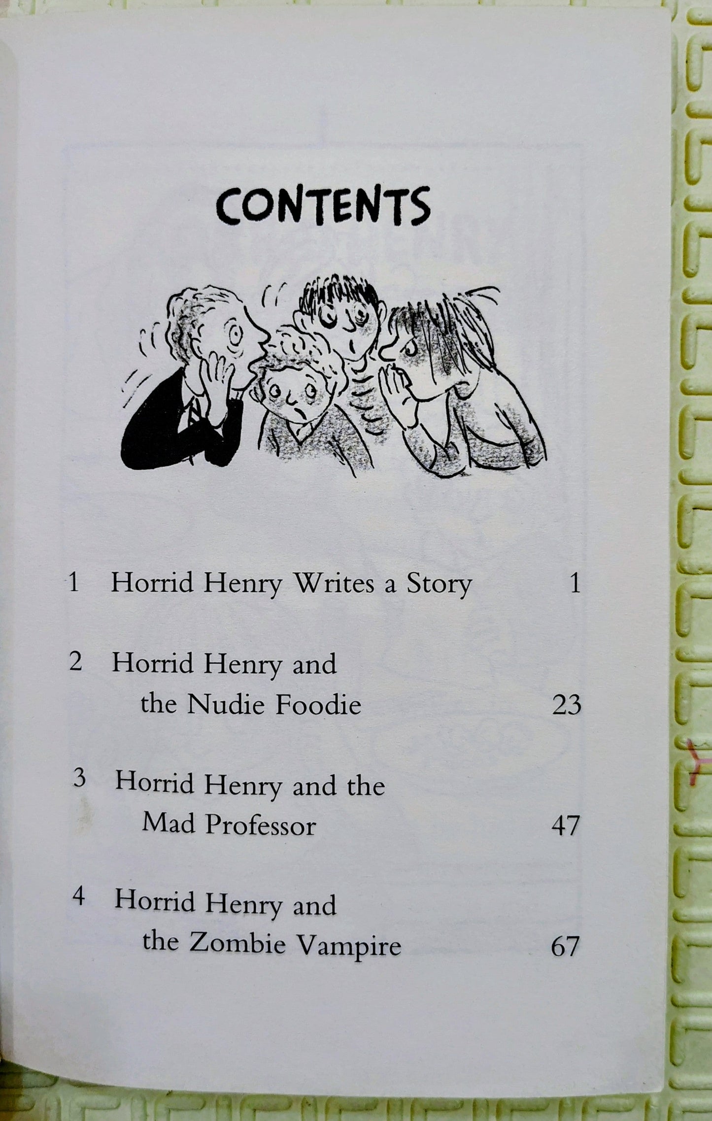 Horrid Henry and the Zombie Vampire by Francesca Simon