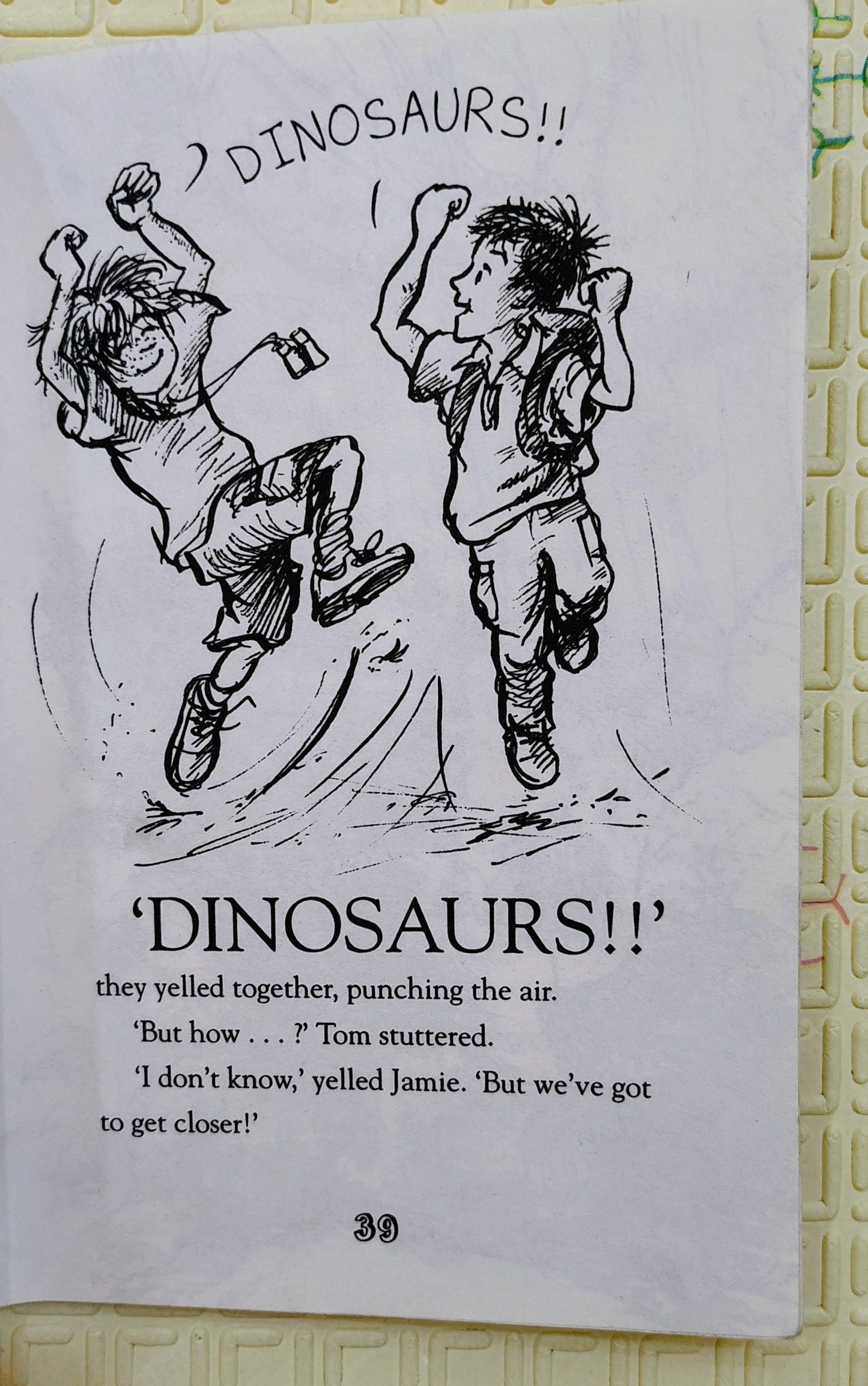 Dinosaur Cove: Attack of the Lizard King by Rex Stone