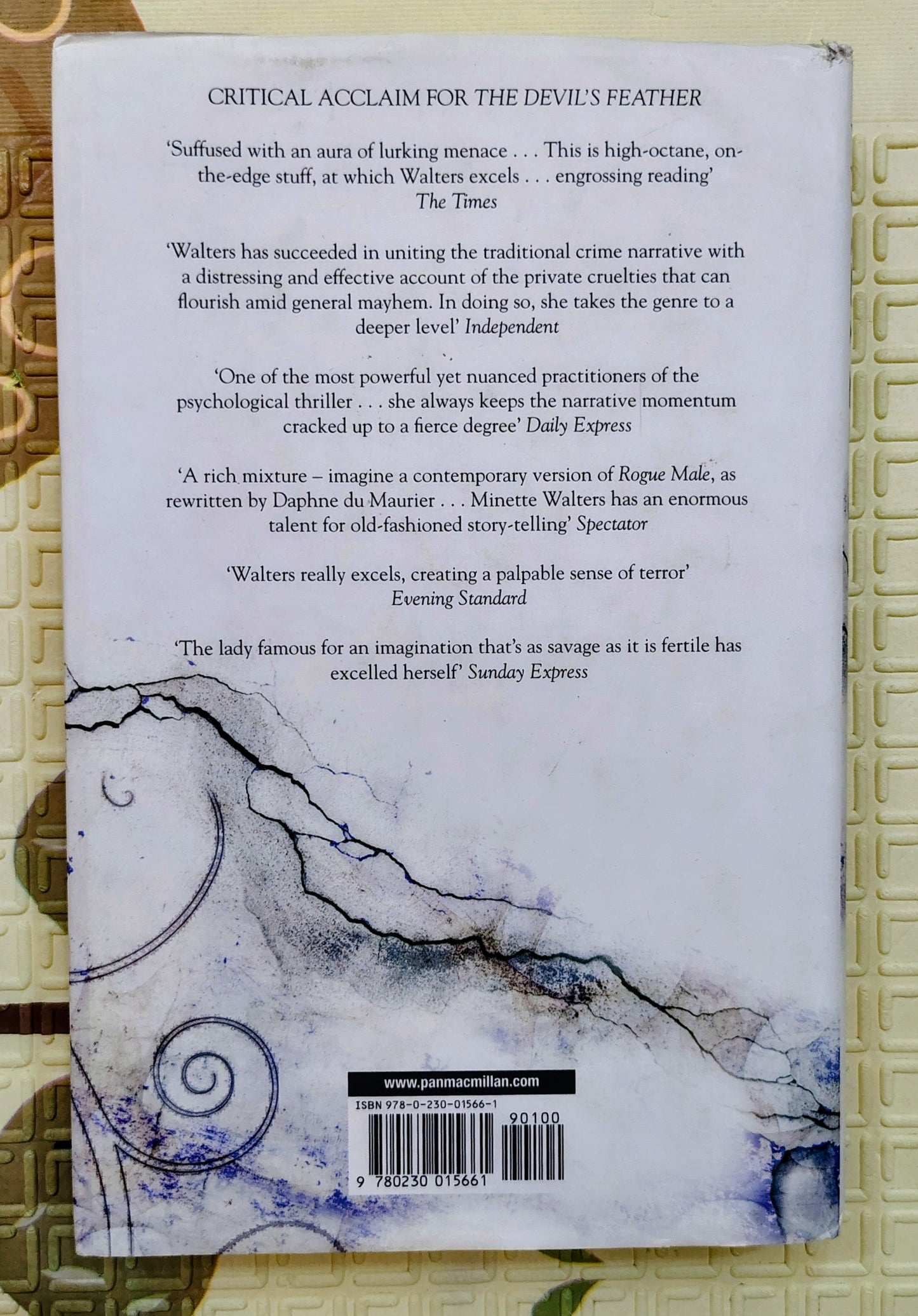 The Chameleon's Shadow by Minette Walters | Number One Bestseller