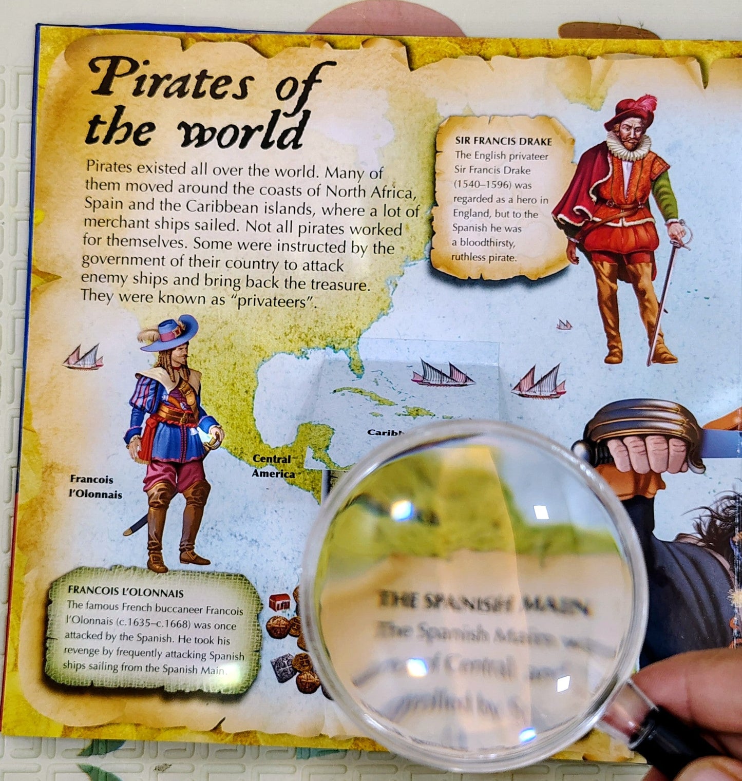 Pirates | Lift the Flap Facts Book with Magnifying Glass
