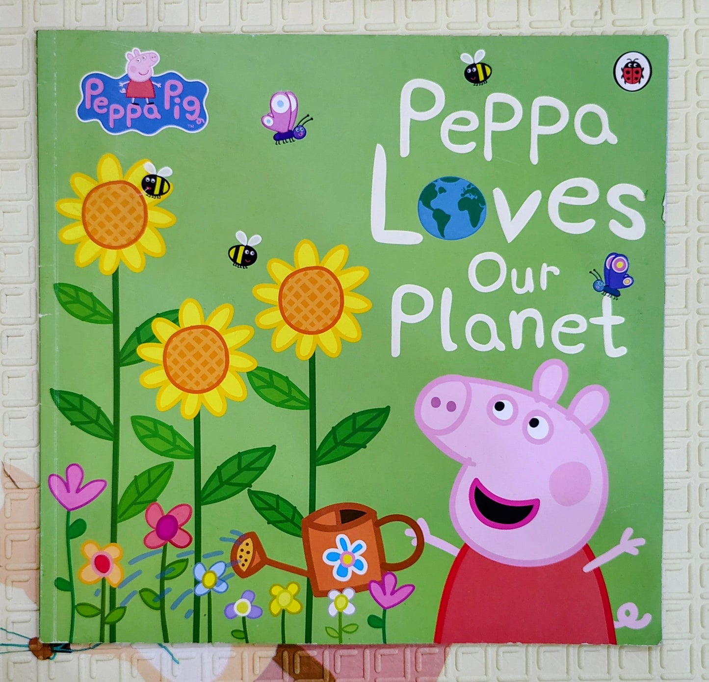 Peppa Loves Our Planet by Peppa Pig | Ladybird
