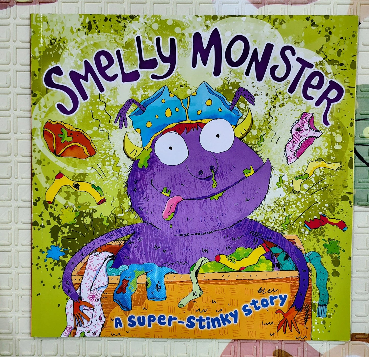 Smelly Monster: A Super-Stinky Story | Igloobooks