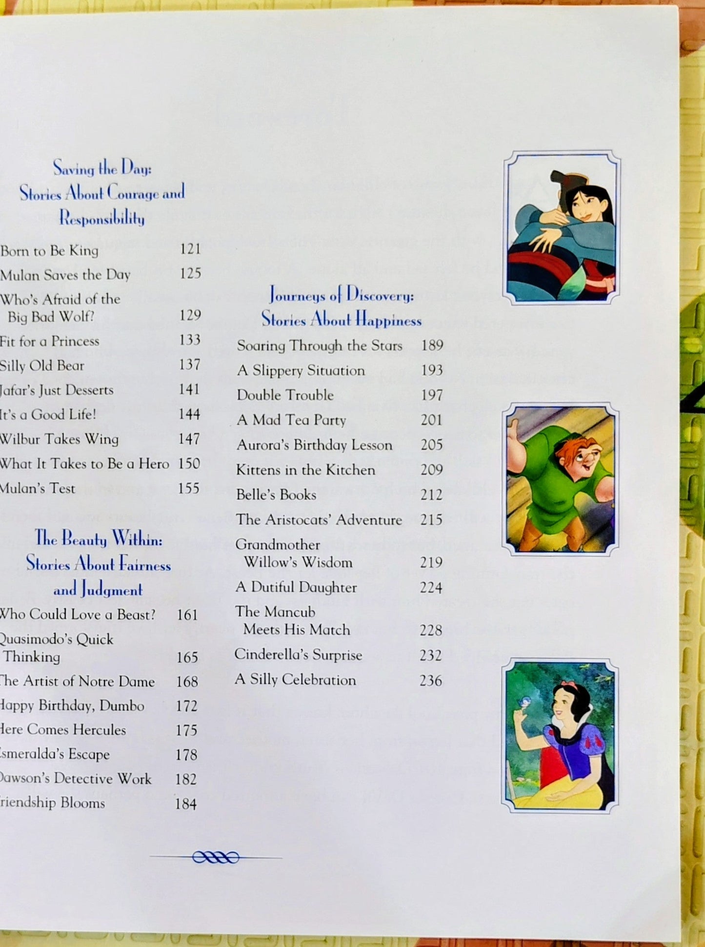 Disney Ultimate Family Treasury | Story Collections | 70 stories inside