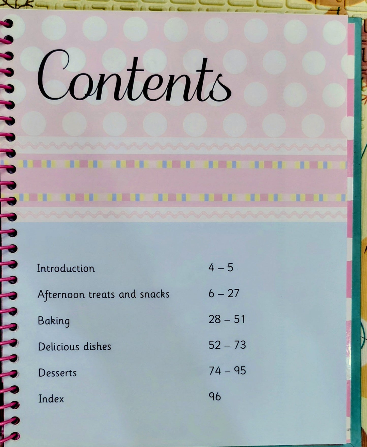 Cookery Book for Girls | Igloobooks | Cookery