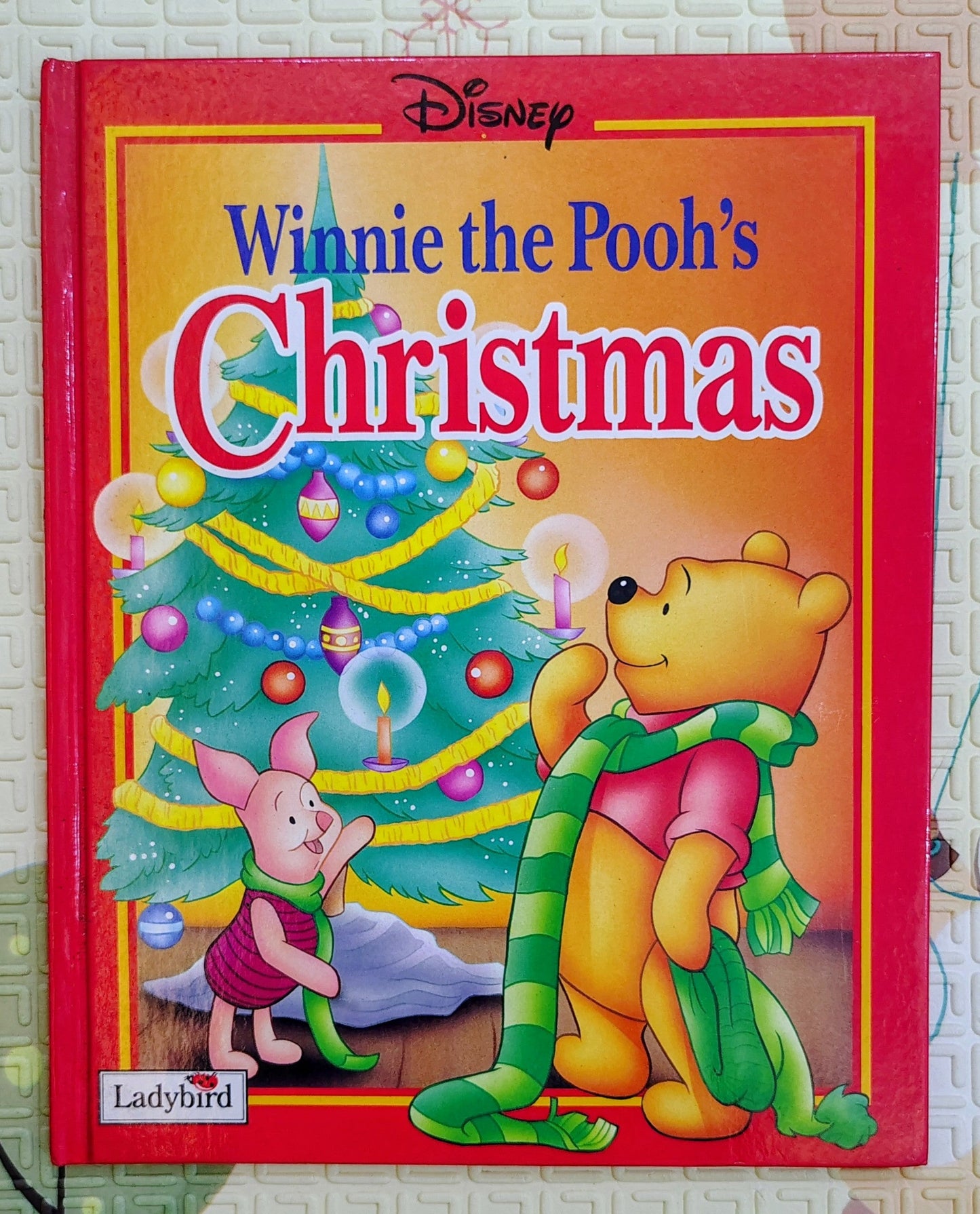 Winnie the Pooh's Christmas by Disney | Ladybird