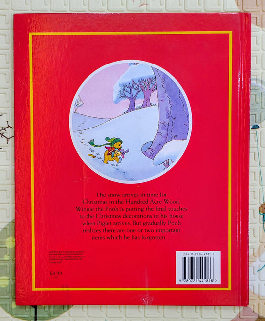 Winnie the Pooh's Christmas by Disney | Ladybird