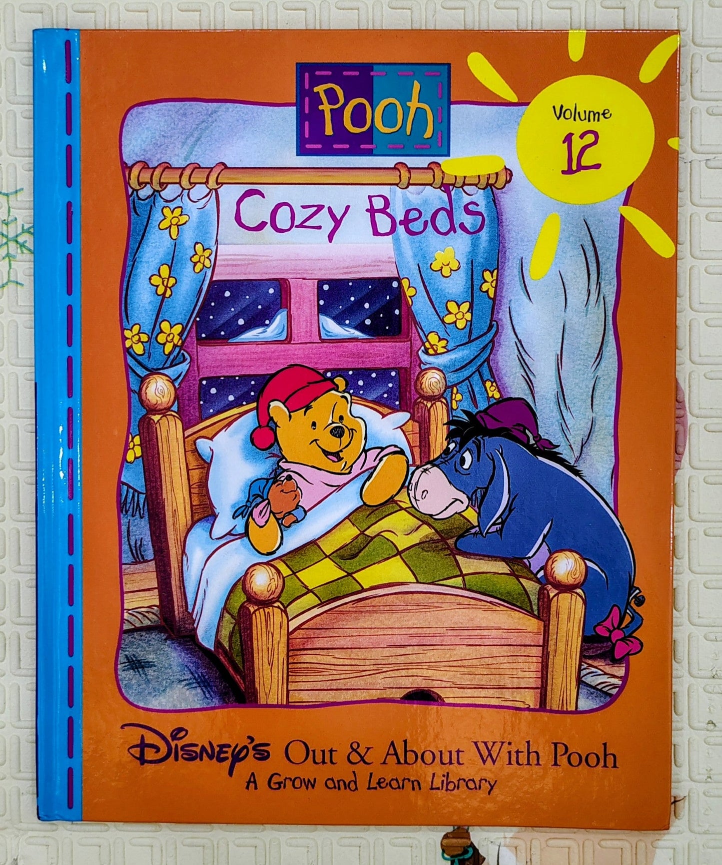Winnie the Pooh: Cozy Beds by Disney