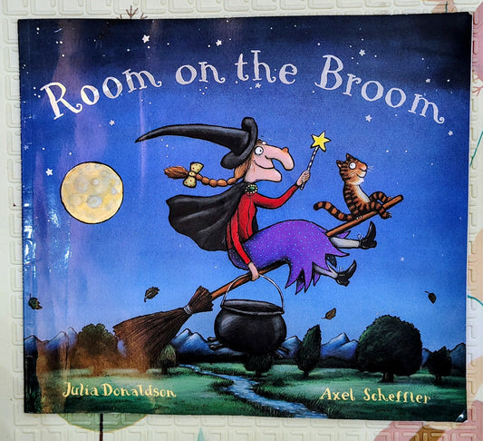 Room on the Broom by Julia Donaldson and Axel Scheffler| Macmillan