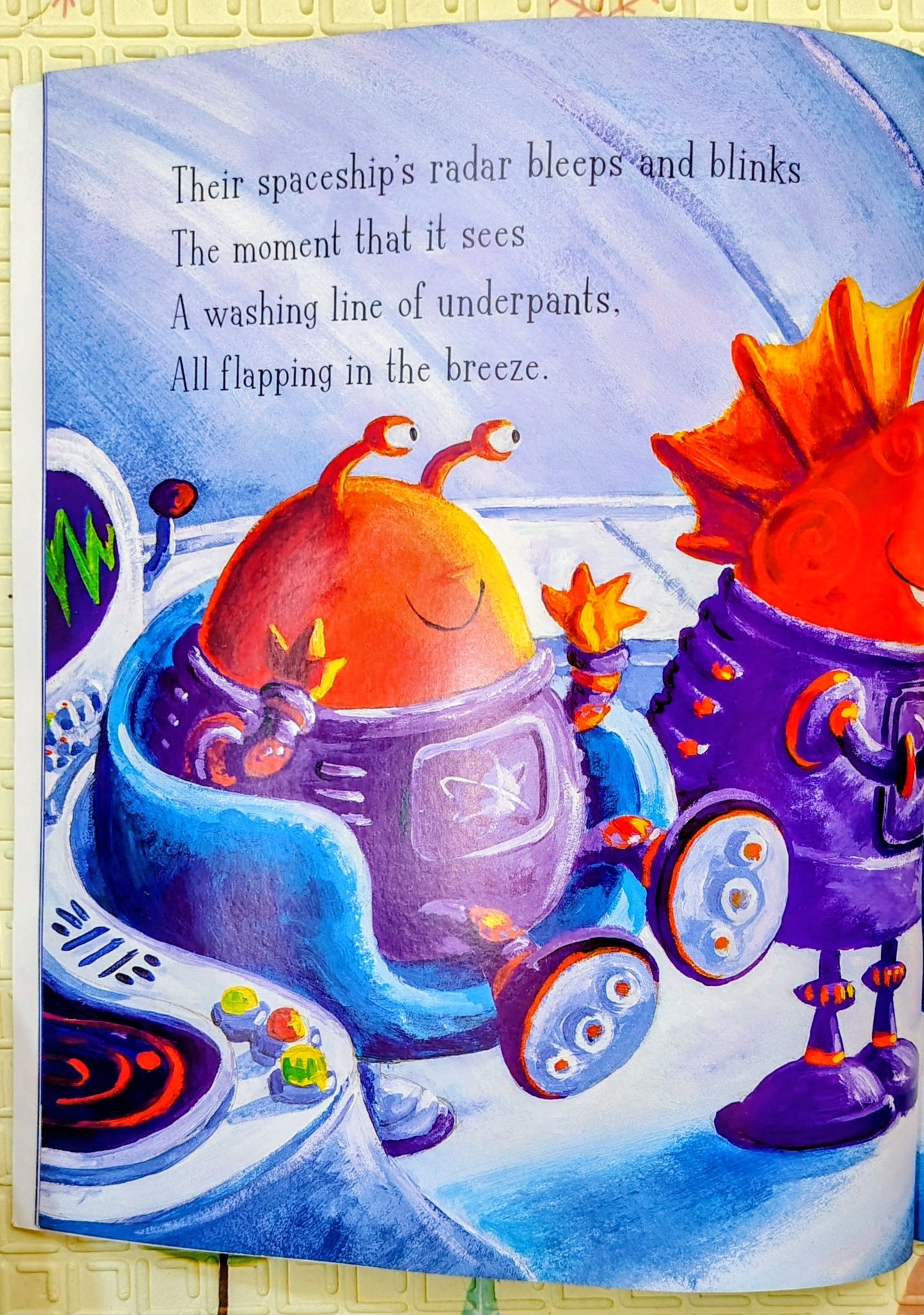 Aliens Love Underpants by Claire Freedman & Ben Cort | Simon & Schuster