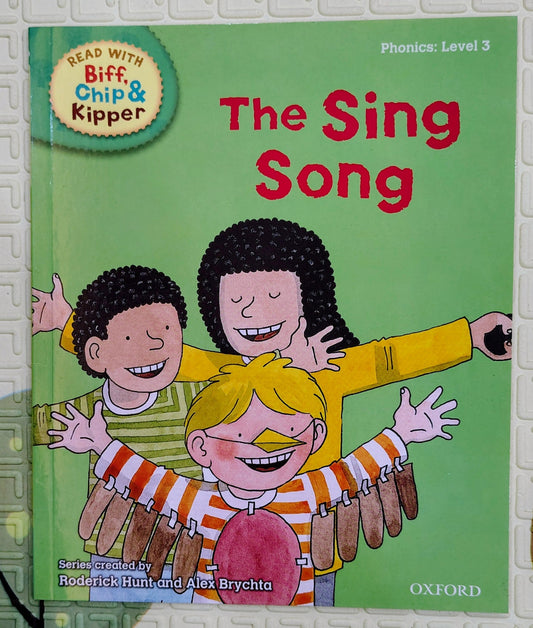 The Sing Song by Roderick Hunt and Alex Brychta | Oxford Level 3