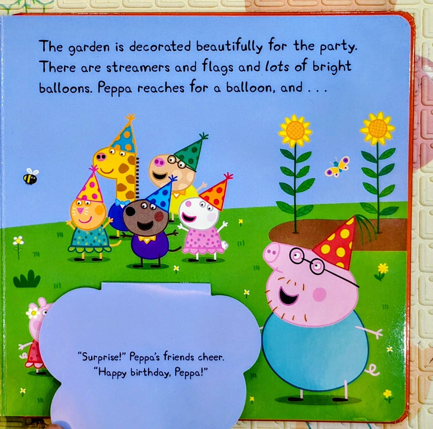 Peppa's Surprise Party | Lift the Flap | Ladybird