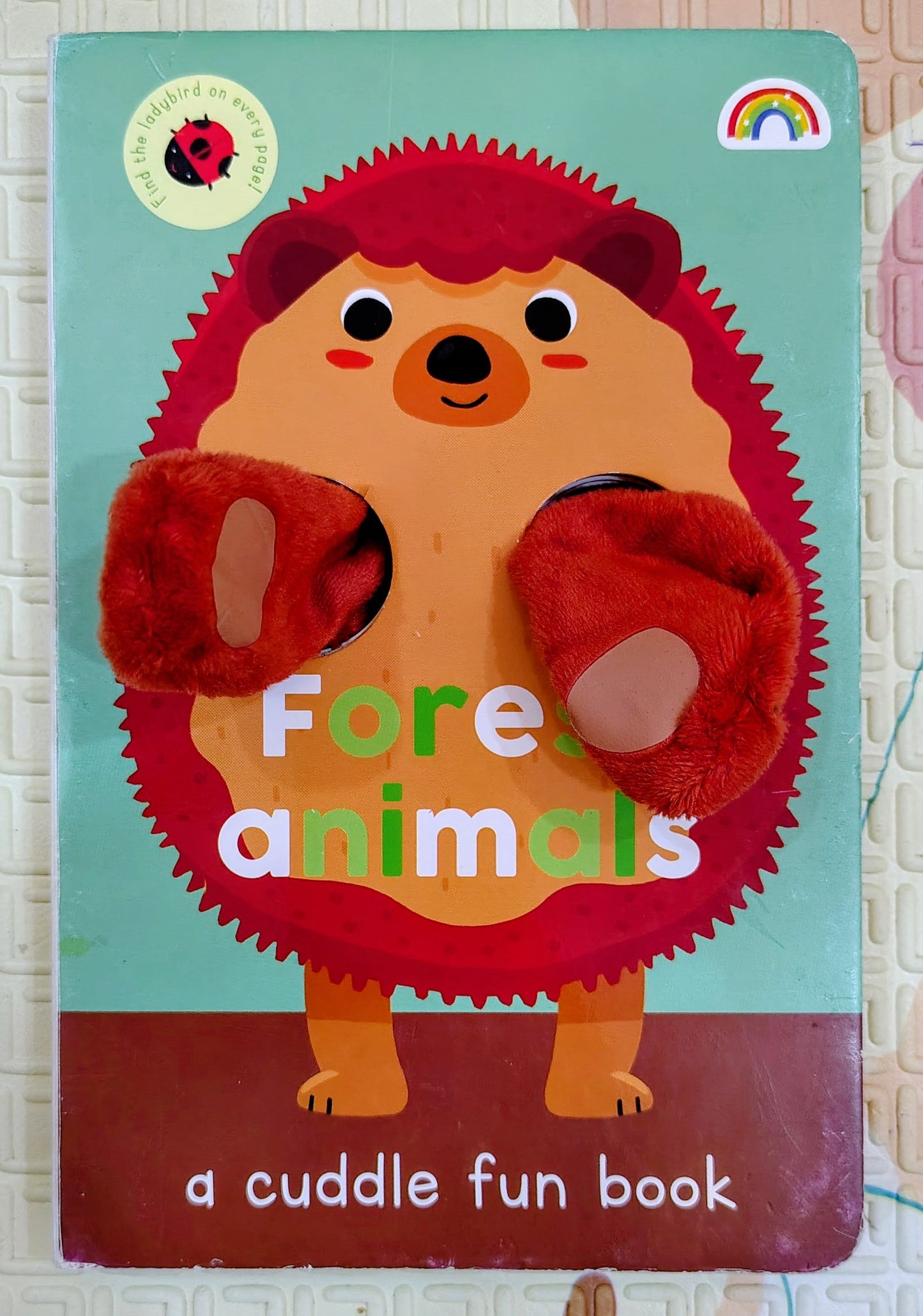 Forest Animals | A fun Cuddle Puppet book