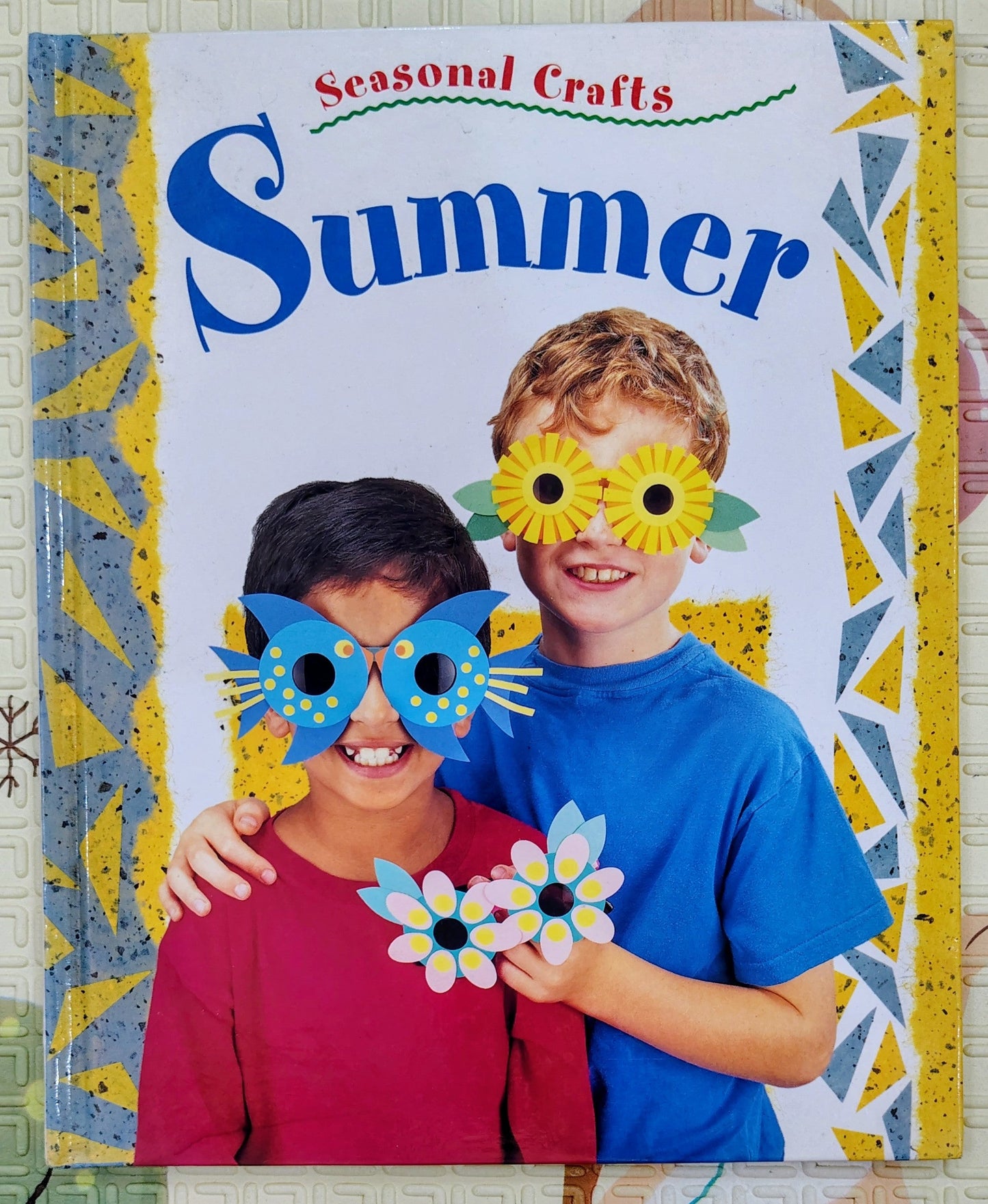 Seasonal Crafts Summer by Gillian Chapman | Activity Book
