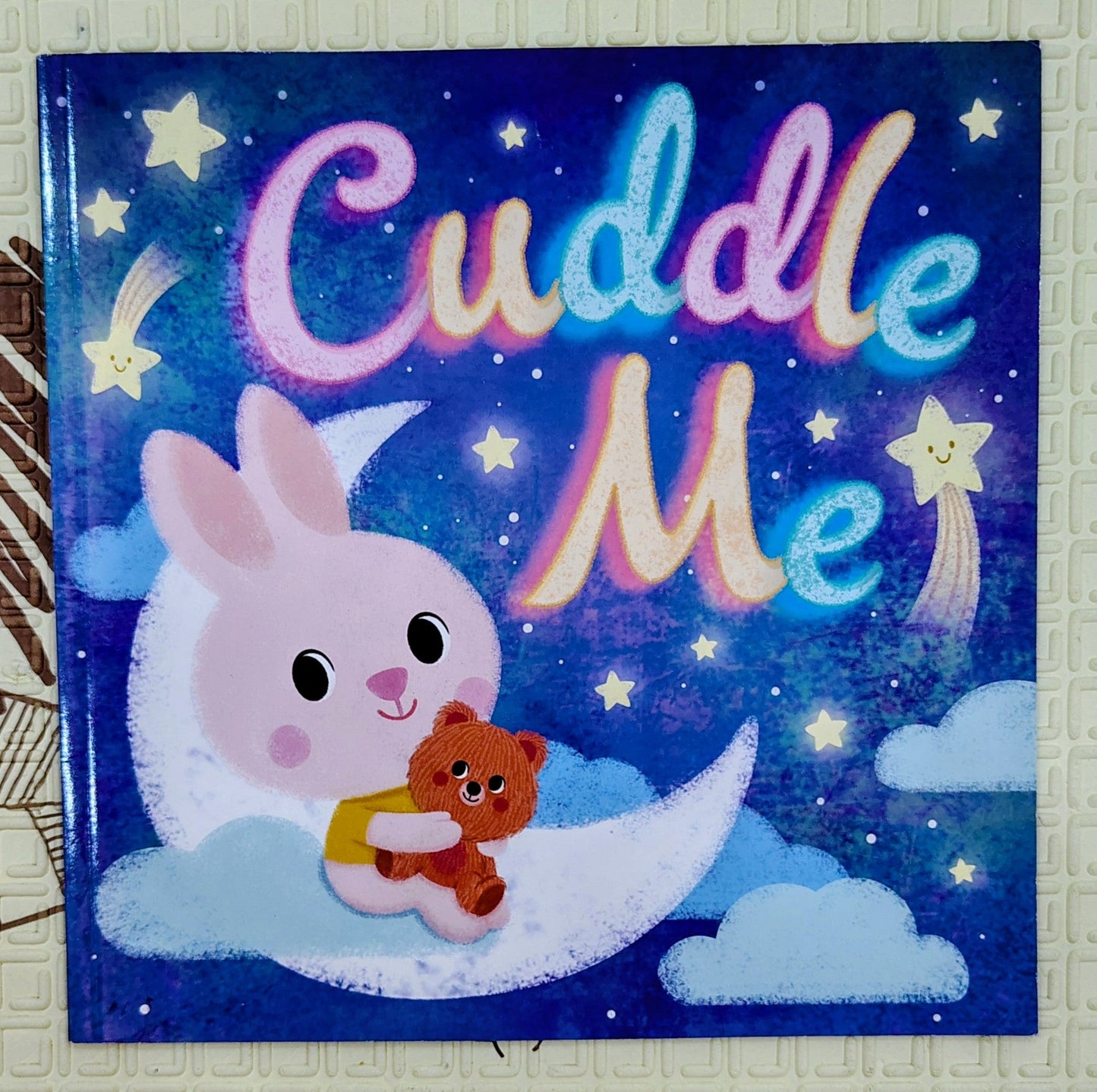 Cuddle Me | Igloo Books