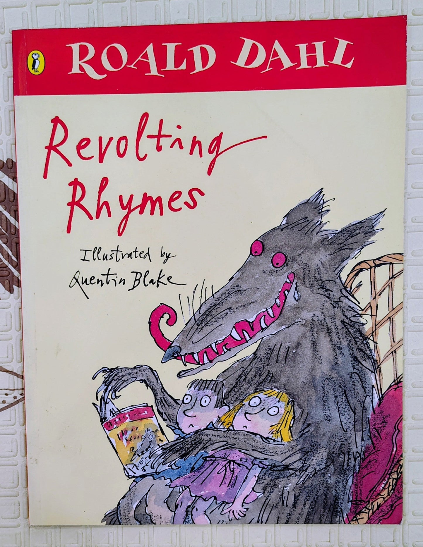 Revolting Rhymes by Roald Dahl | Penguin Books | Classic Stories