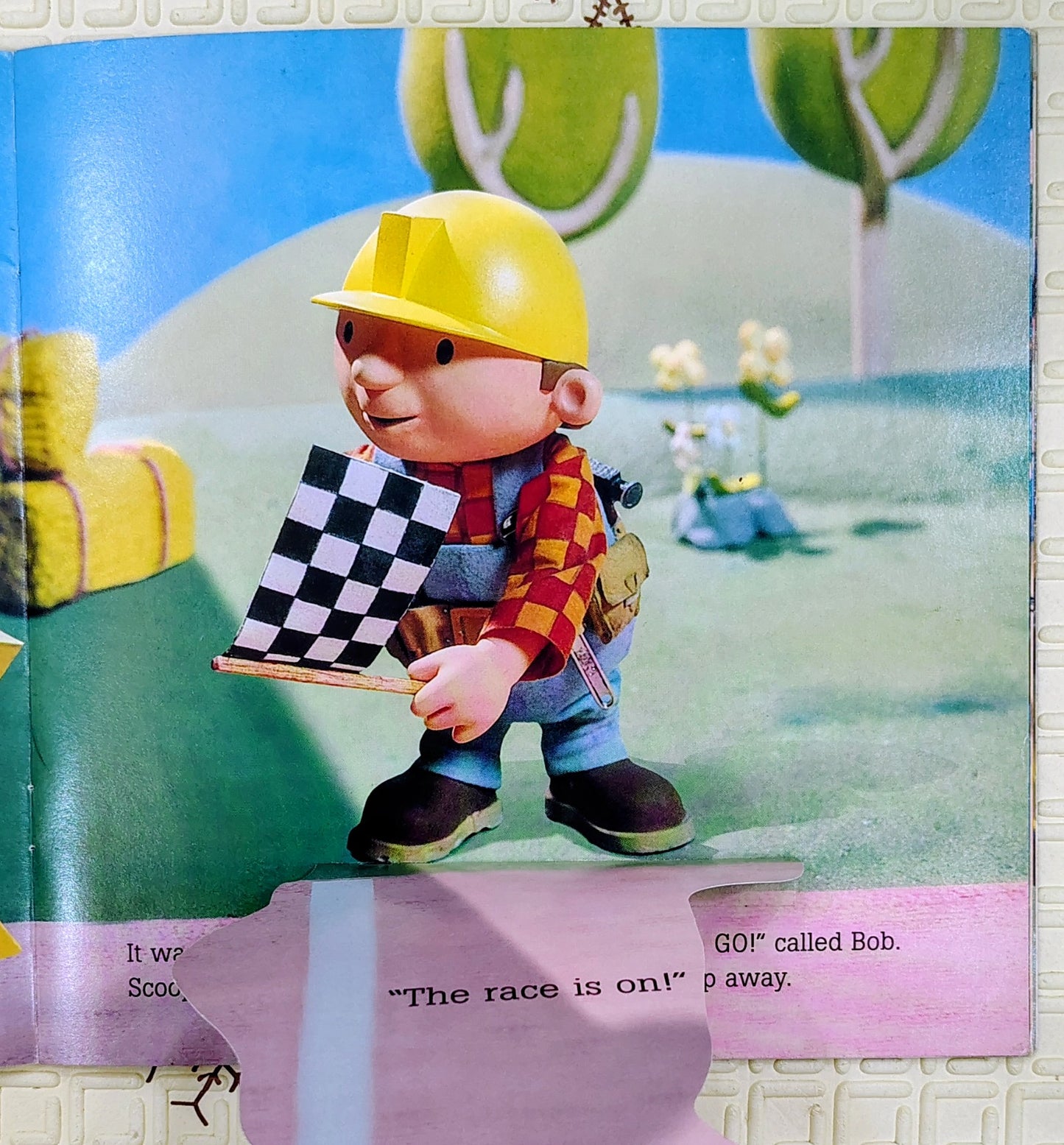 Travis and Scoop's Big Race by Bob the Builder | Lift the Flap