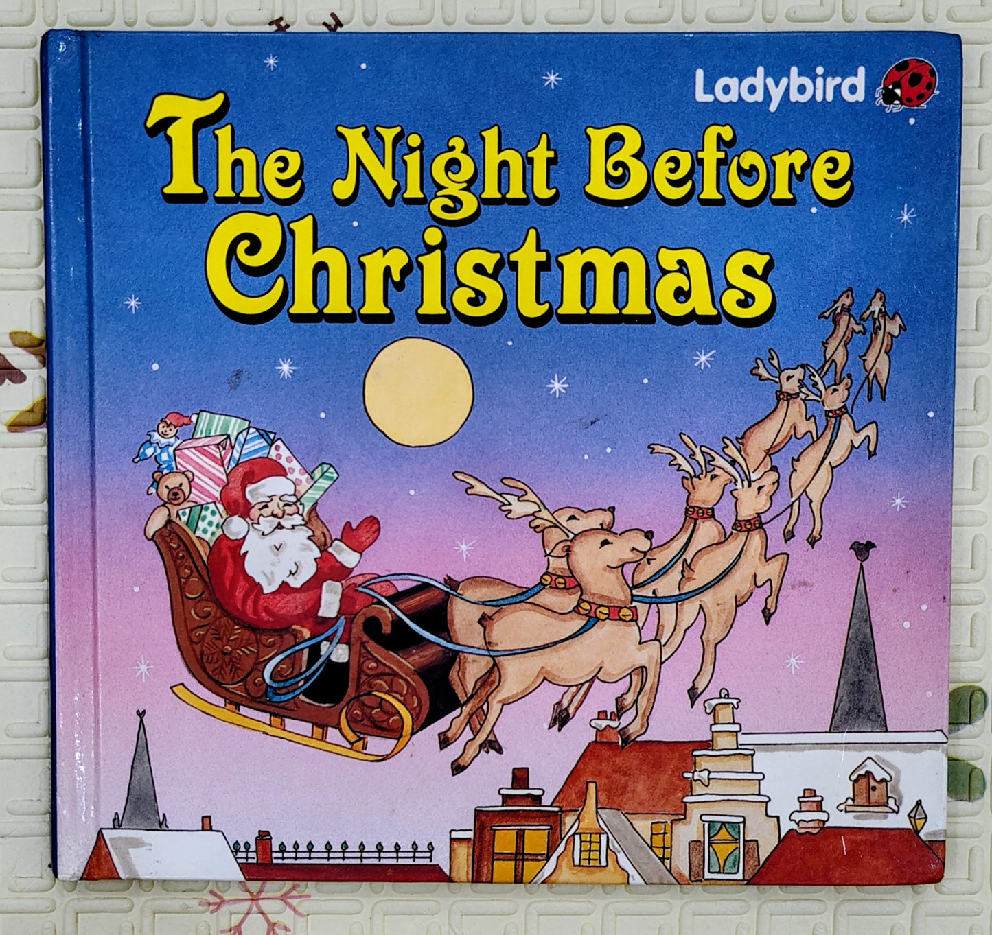 The Night Before Christmas by Clement Clarke Moore | Ladybird