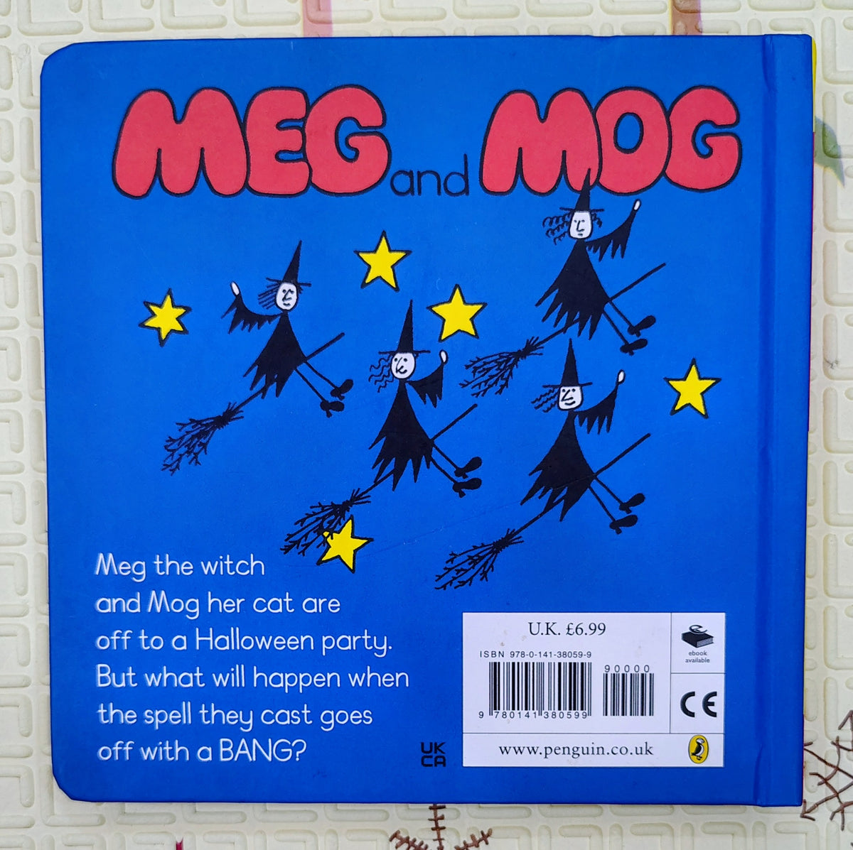 Meg and Mog by Helen Nicoll and Jan Pieńkowski | Boardbook