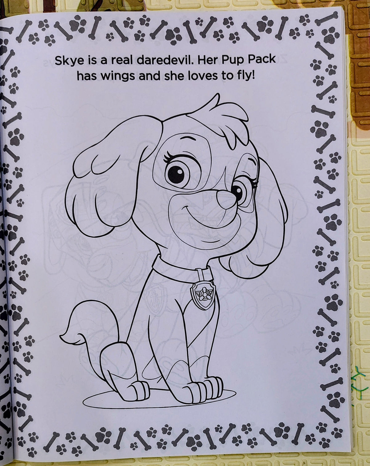 Paw Patrol: Mega Colouring by Nickelodeon