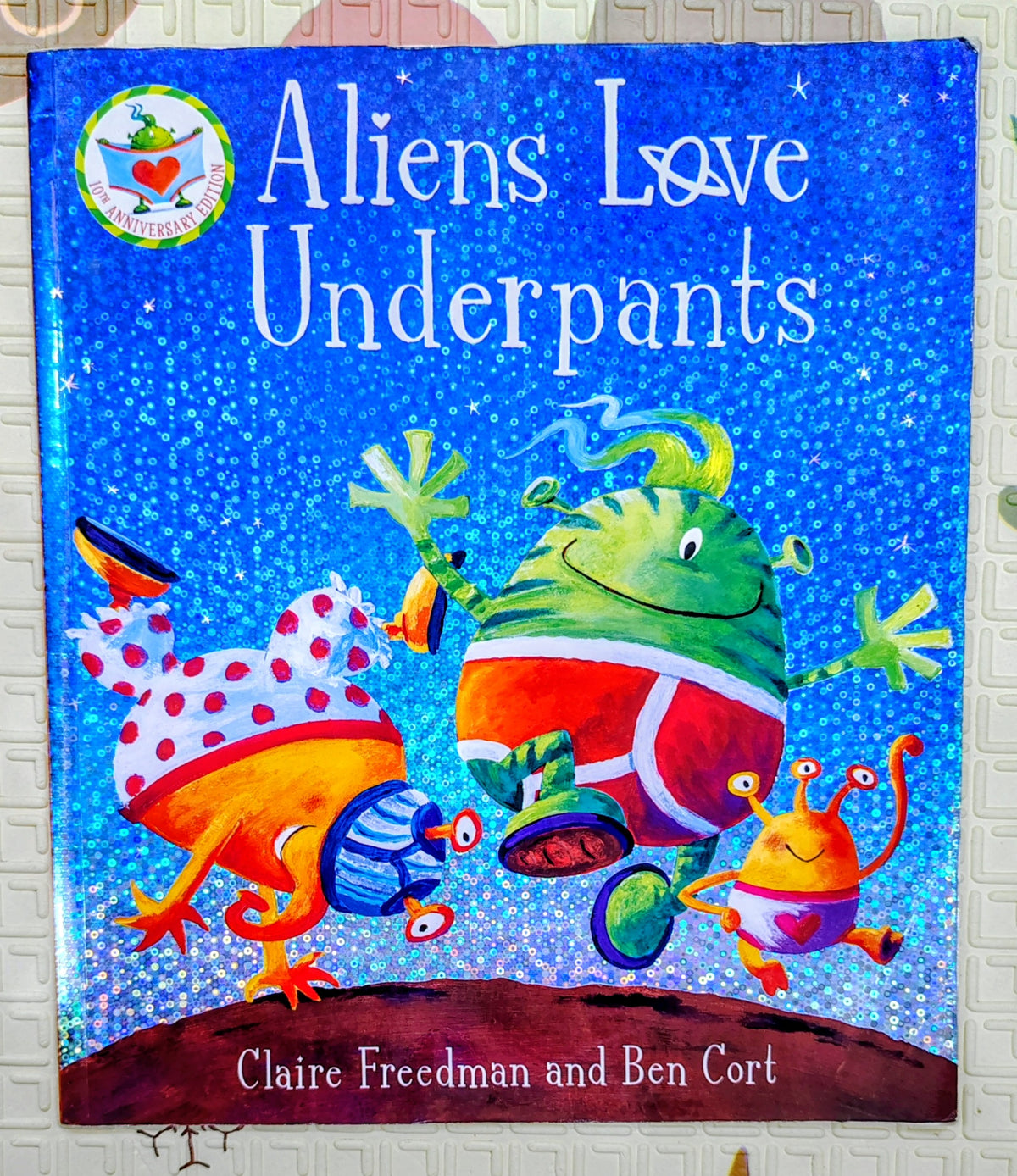 Aliens Love Underpants by Claire Freedman and Ben Cort | Simon & Schuster
